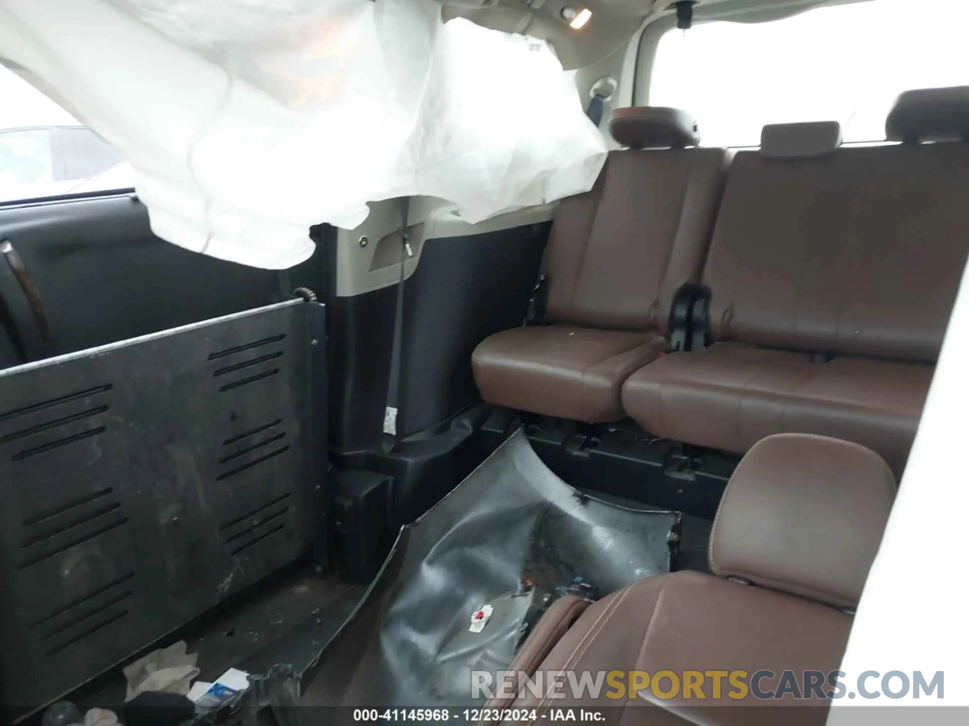 8 fotografías del automóvil dañado 5TDYZ3DC7KS994001 TOYOTA SIENNA 2019