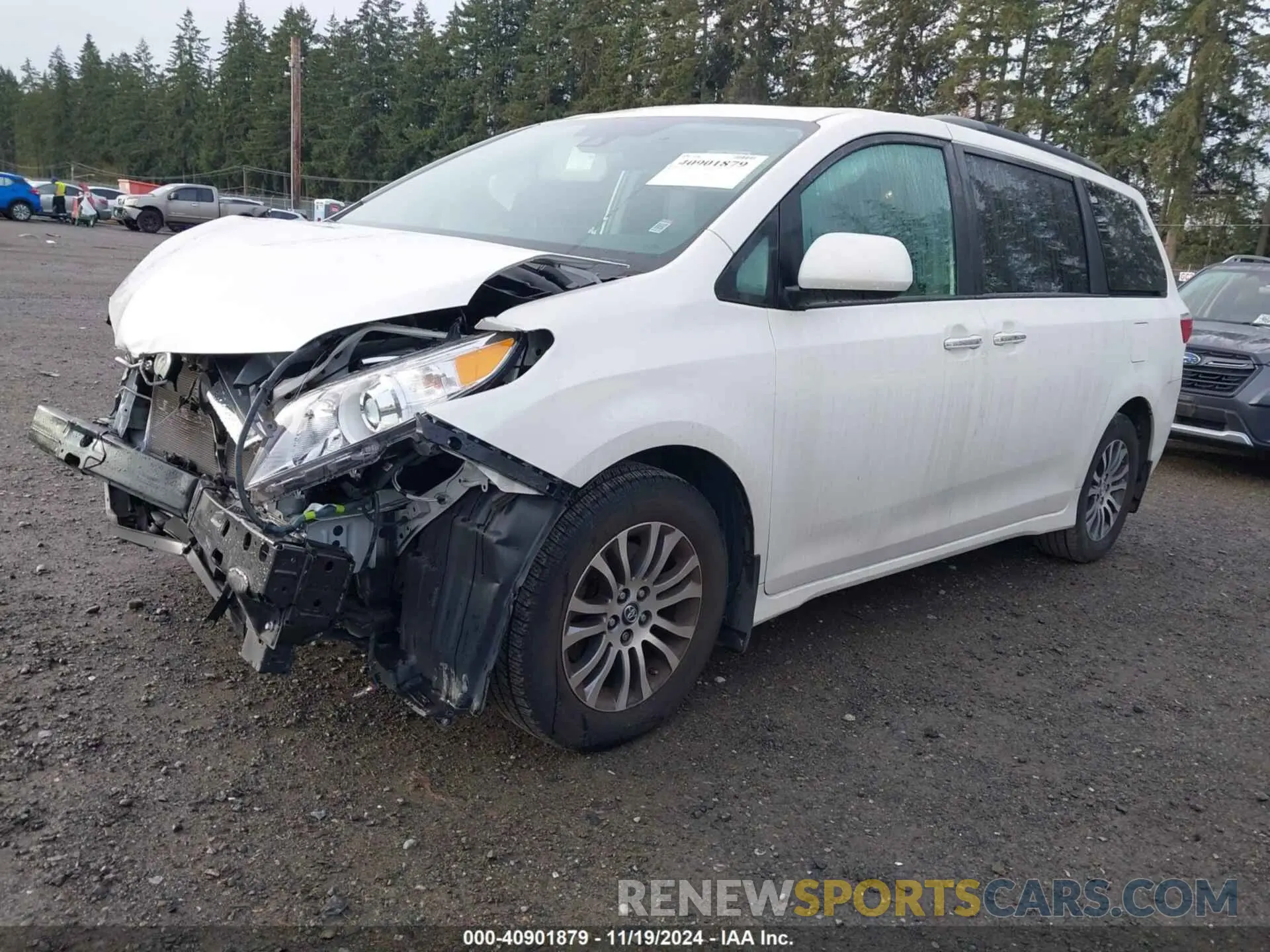 2 fotografías del automóvil dañado 5TDYZ3DC9KS006832 TOYOTA SIENNA 2019