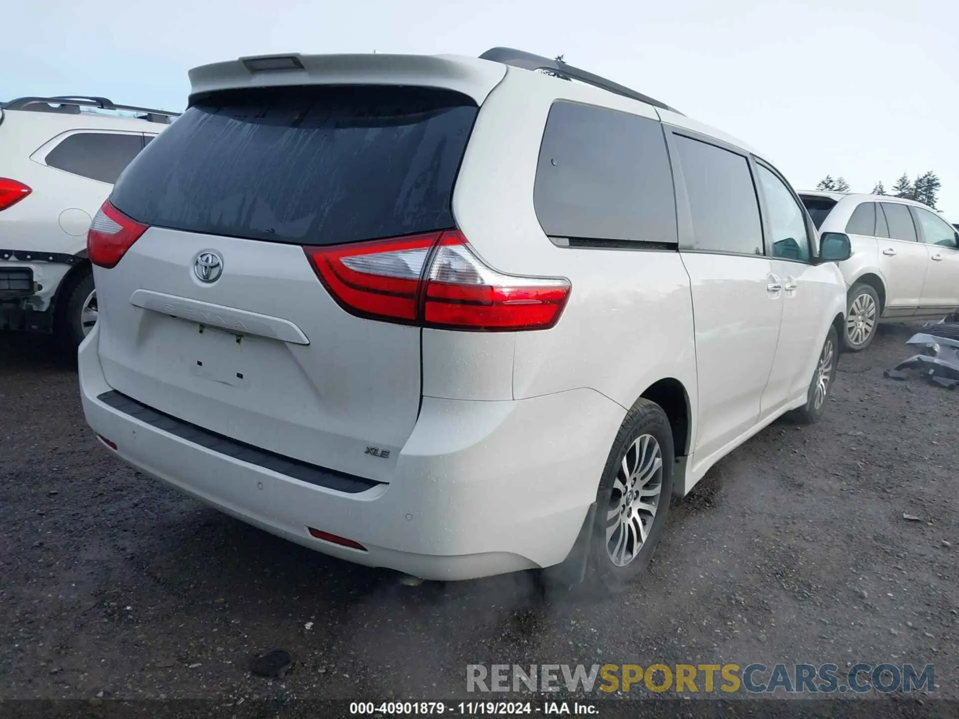 4 fotografías del automóvil dañado 5TDYZ3DC9KS006832 TOYOTA SIENNA 2019