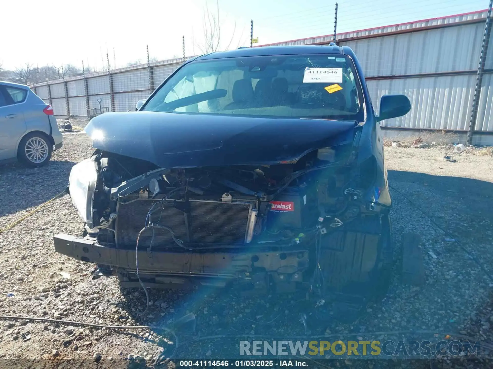 13 fotografías del automóvil dañado 5TDYZ3DC9KS995408 TOYOTA SIENNA 2019
