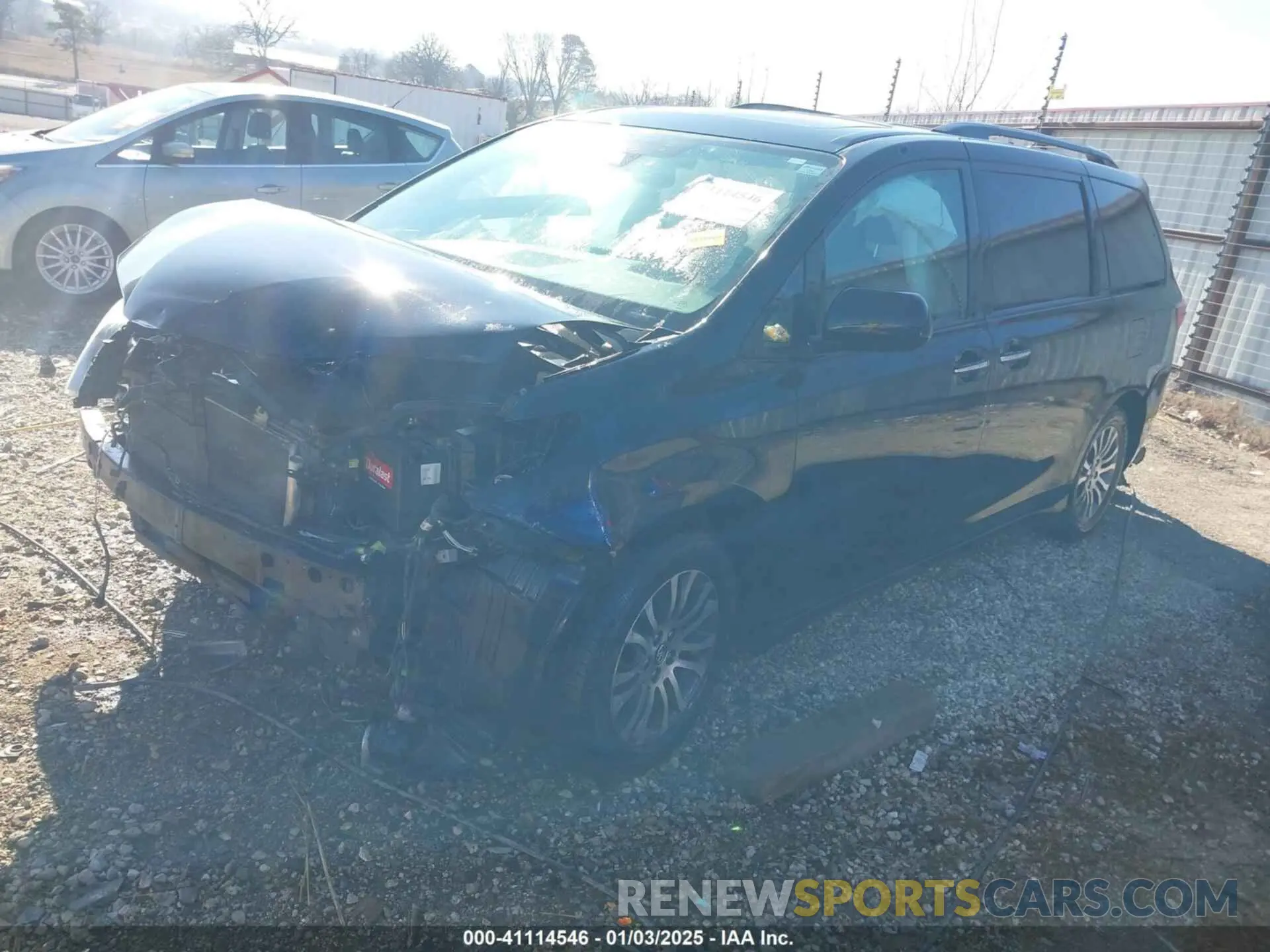 2 fotografías del automóvil dañado 5TDYZ3DC9KS995408 TOYOTA SIENNA 2019
