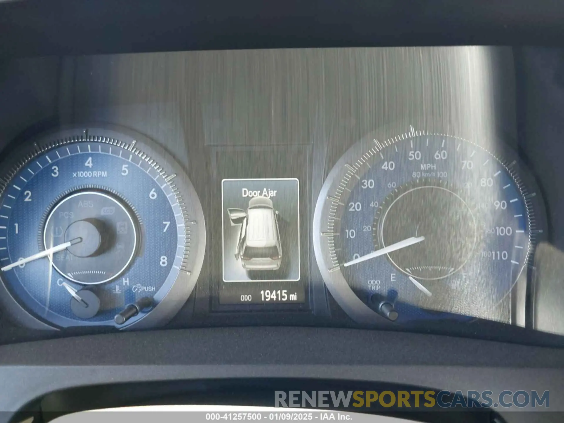 16 fotografías del automóvil dañado 5TDYZ3DC9KS997594 TOYOTA SIENNA 2019