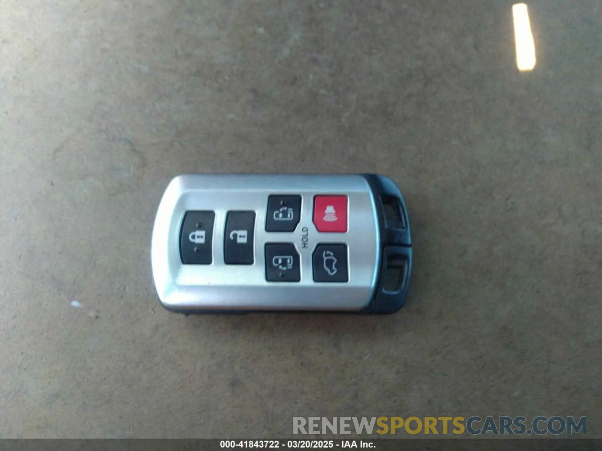 11 fotografías del automóvil dañado 5TDYZ3DCXKS980027 TOYOTA SIENNA 2019