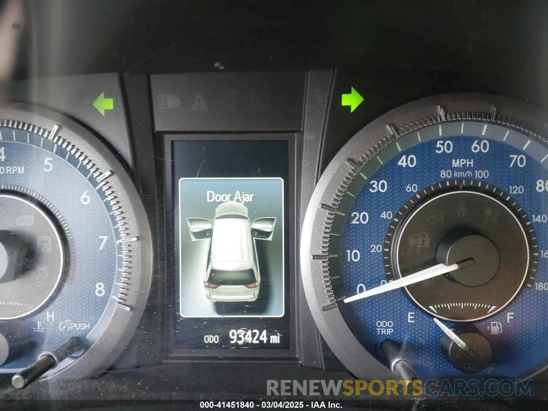 15 fotografías del automóvil dañado 5TDYZ3DCXKS986393 TOYOTA SIENNA 2019