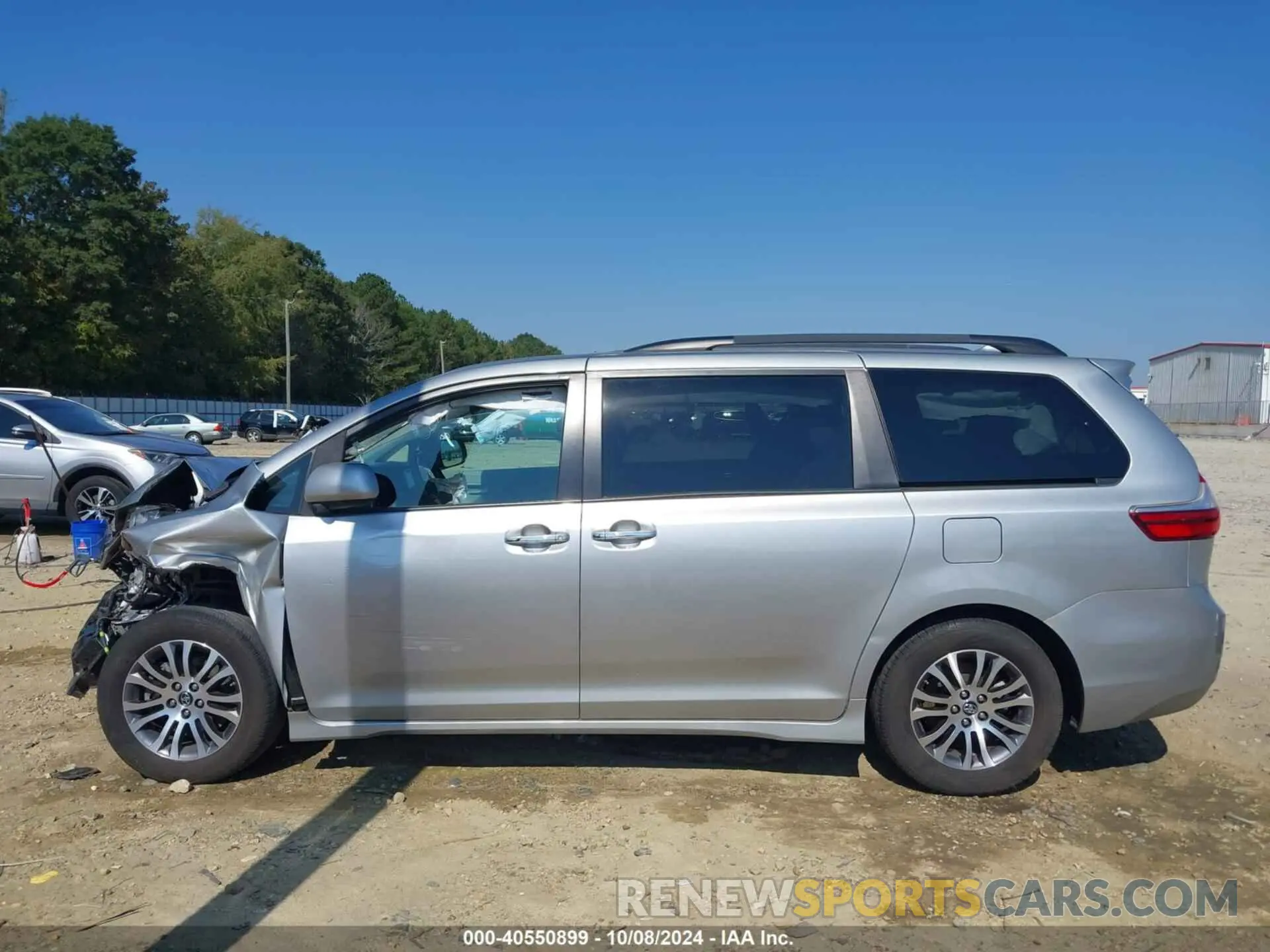 14 fotografías del automóvil dañado 5TDYZ3DCXKS987964 TOYOTA SIENNA 2019