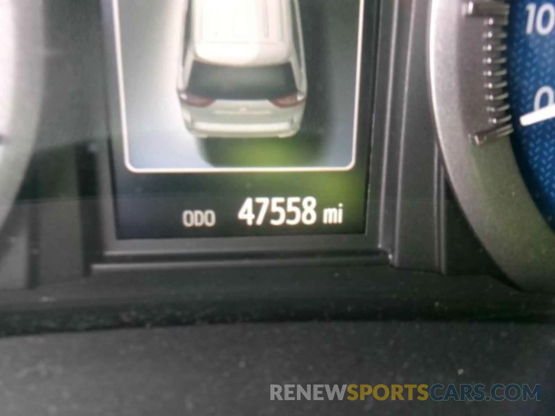 6 fotografías del automóvil dañado 5TDZZ3DC2KS002996 TOYOTA SIENNA 2019