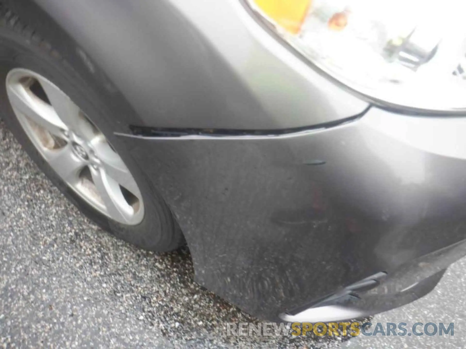 17 fotografías del automóvil dañado 5TDZZ3DC2KS008944 TOYOTA SIENNA 2019