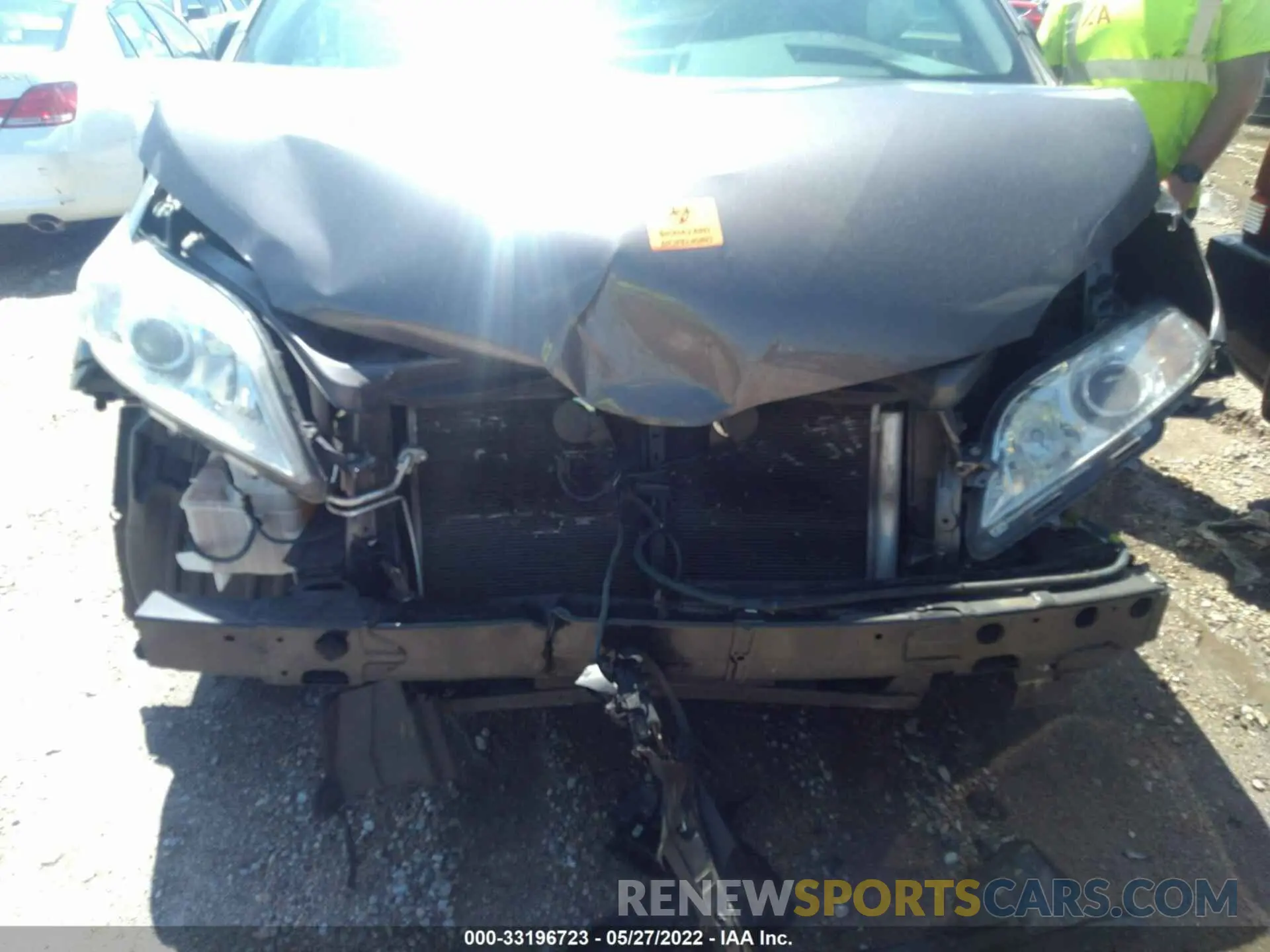 6 fotografías del automóvil dañado 5TDZZ3DC7KS008096 TOYOTA SIENNA 2019