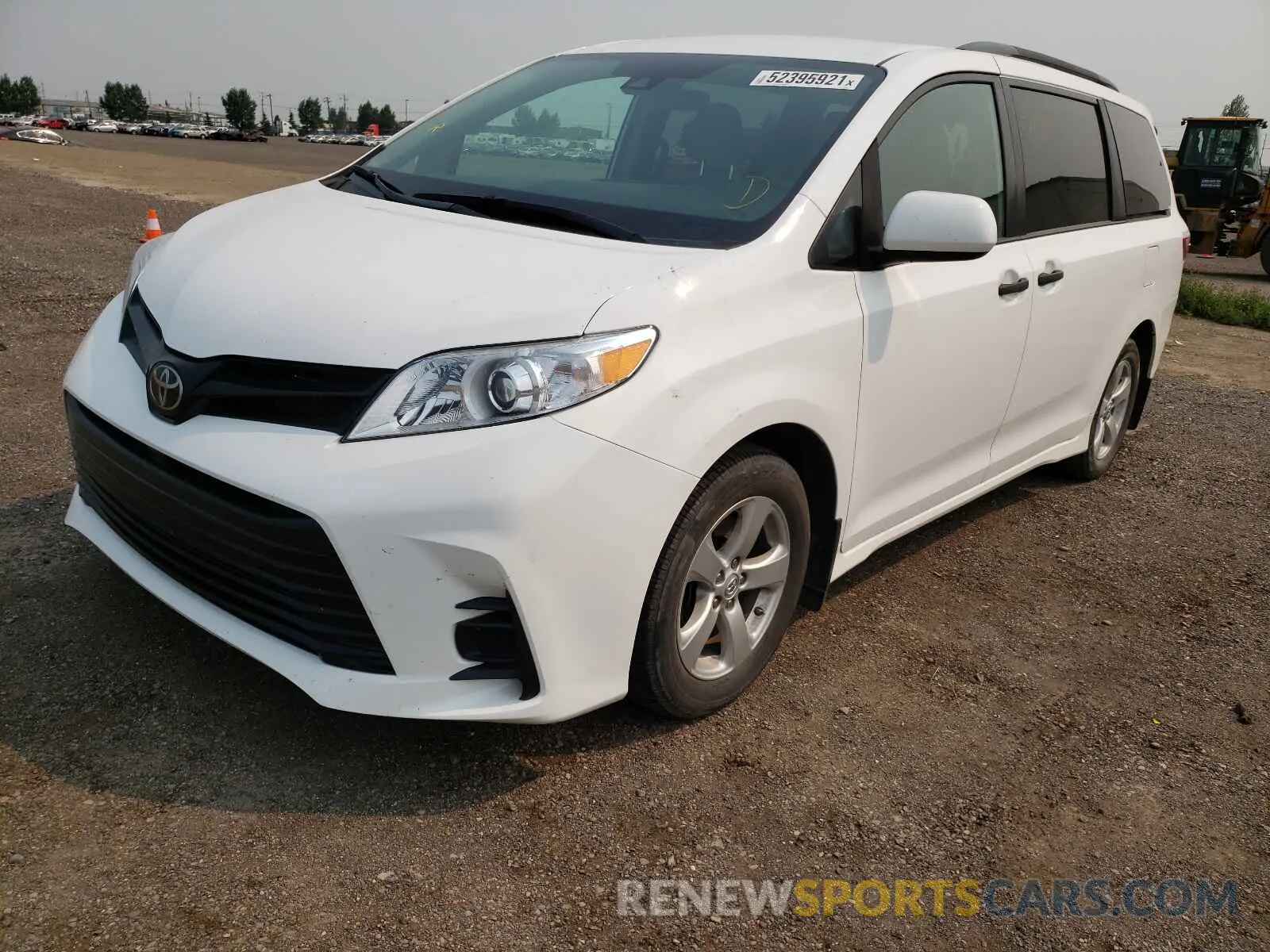 2 fotografías del automóvil dañado 5TDZZ3DC7KS996755 TOYOTA SIENNA 2019