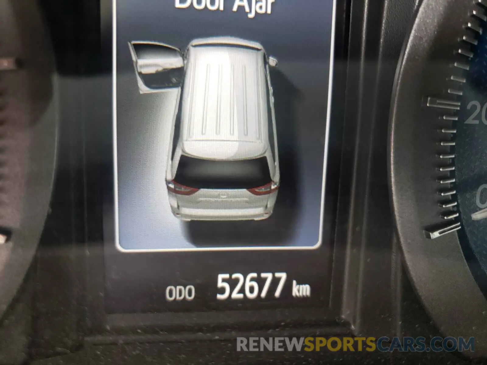 8 fotografías del automóvil dañado 5TDZZ3DC7KS996755 TOYOTA SIENNA 2019