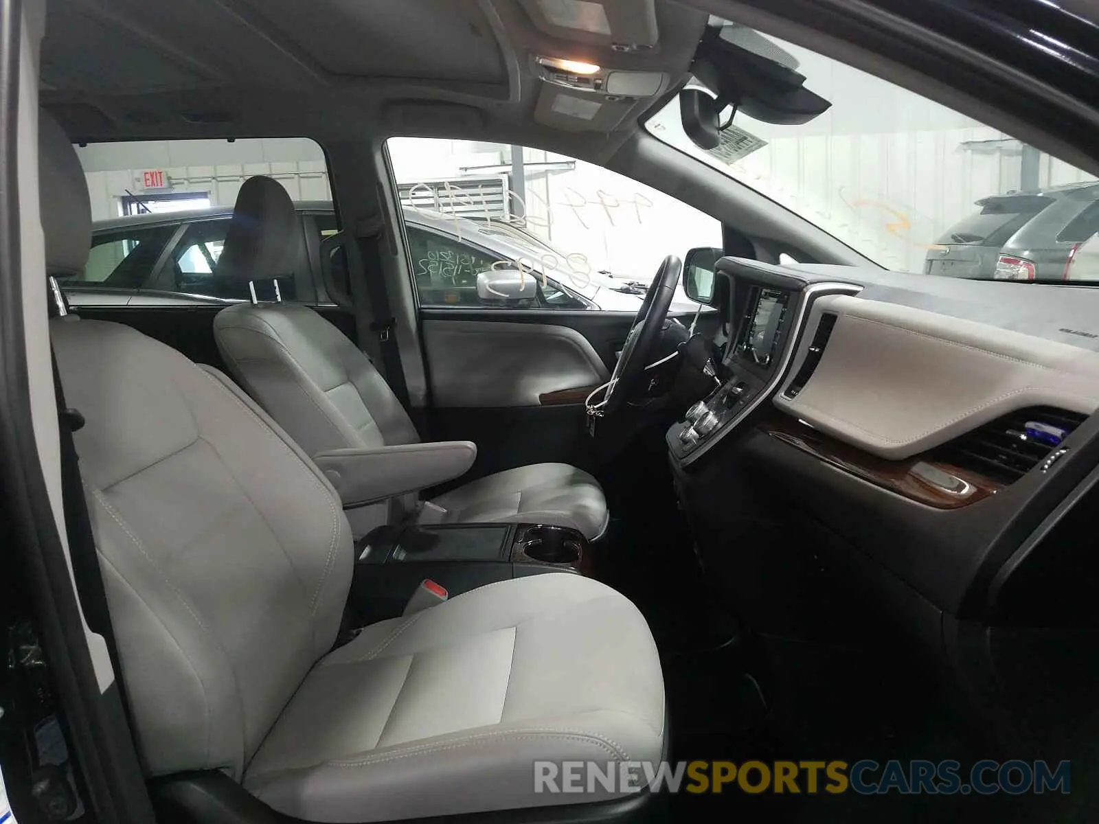 5 fotografías del automóvil dañado 5TDDZ3DC0LS237571 TOYOTA SIENNA 2020