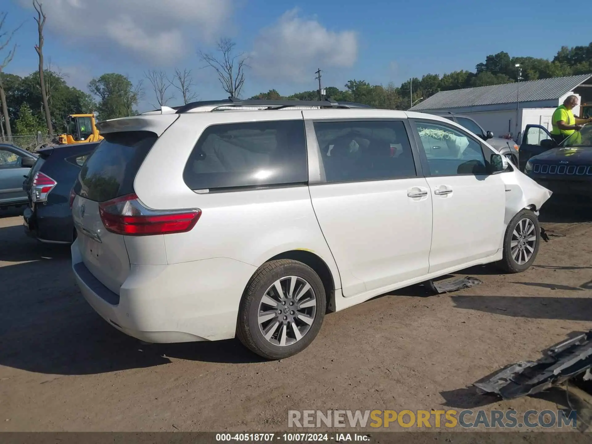 4 fotografías del automóvil dañado 5TDDZ3DC1LS232928 TOYOTA SIENNA 2020