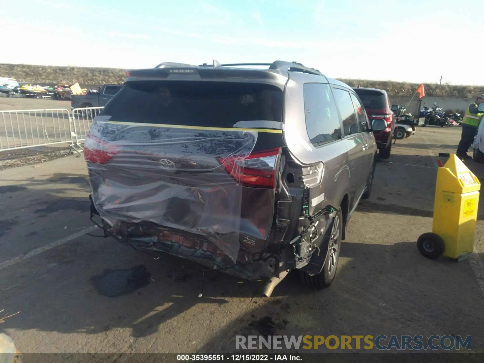 6 fotografías del automóvil dañado 5TDDZ3DC1LS232962 TOYOTA SIENNA 2020