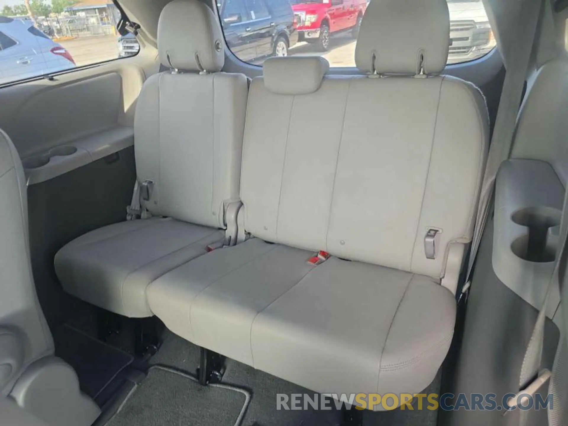 14 fotografías del automóvil dañado 5TDDZ3DC2LS249611 TOYOTA SIENNA 2020
