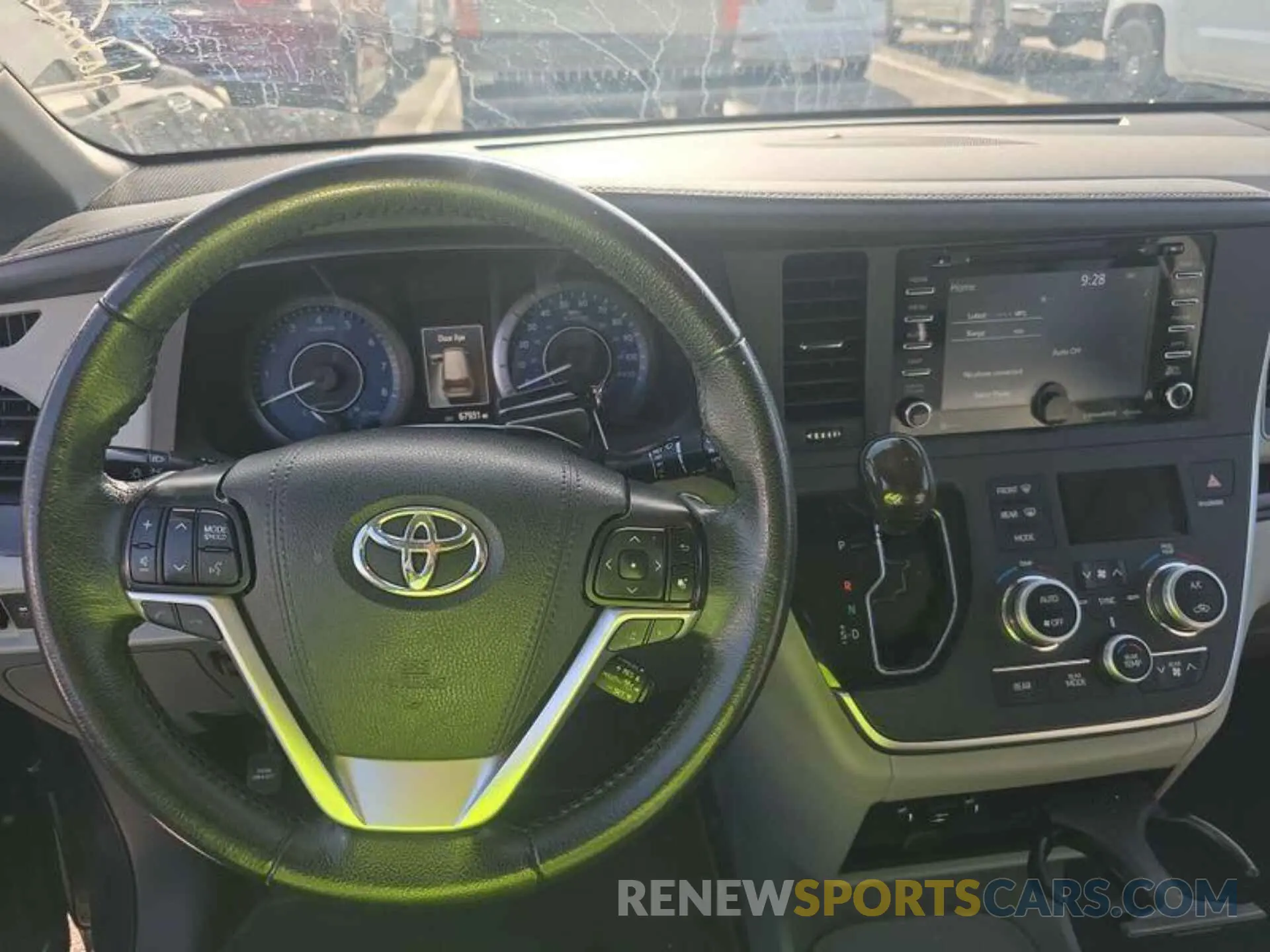 17 fotografías del automóvil dañado 5TDDZ3DC2LS249611 TOYOTA SIENNA 2020