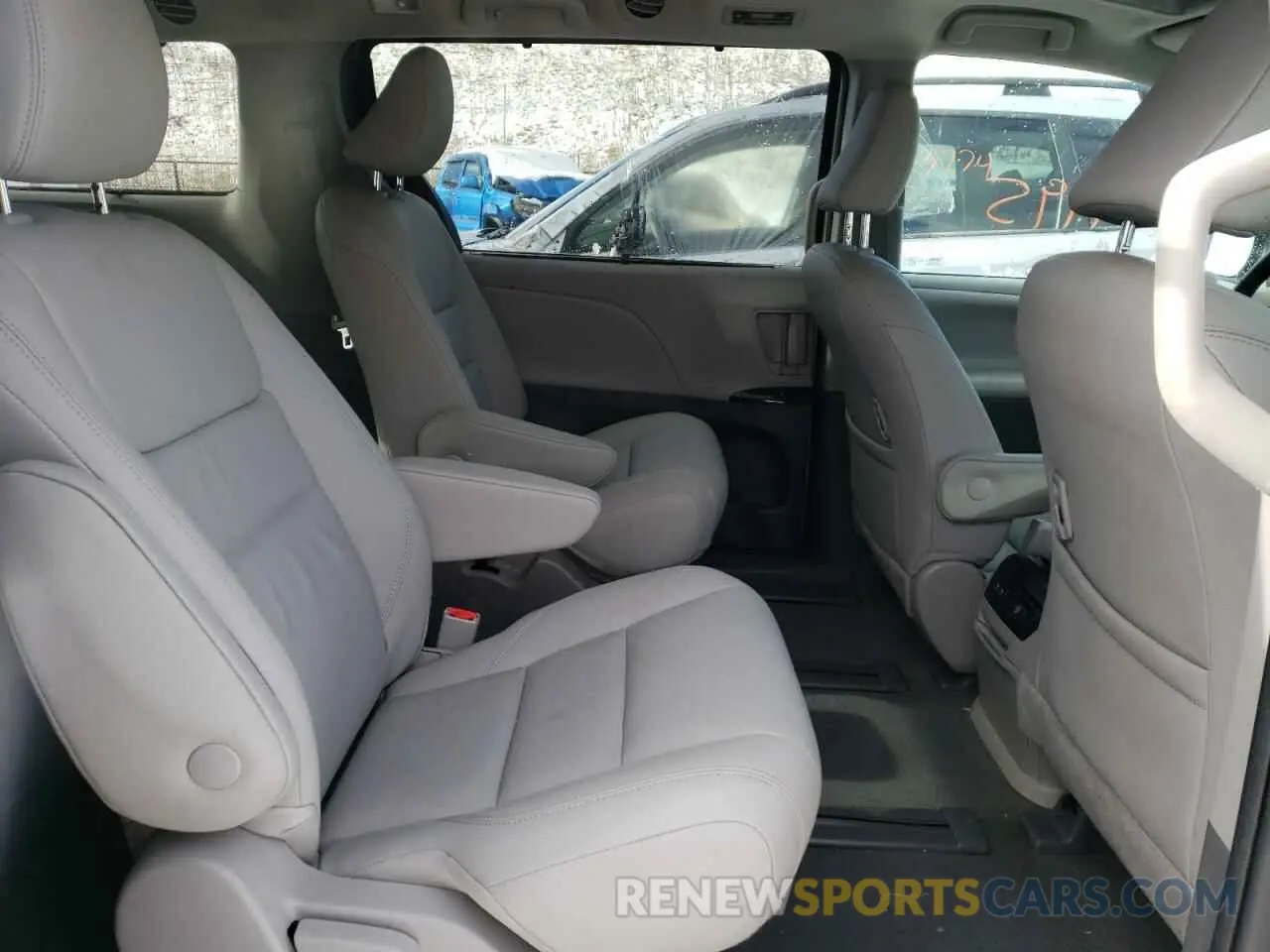 6 fotografías del automóvil dañado 5TDDZ3DC6LS249840 TOYOTA SIENNA 2020