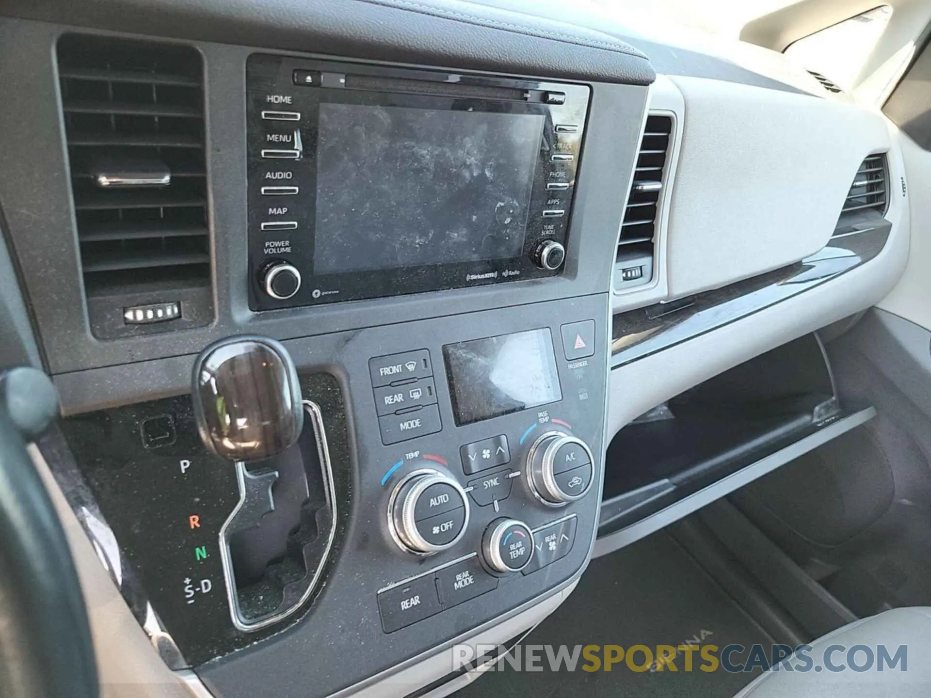 33 fotografías del automóvil dañado 5TDDZ3DC8LS230299 TOYOTA SIENNA 2020
