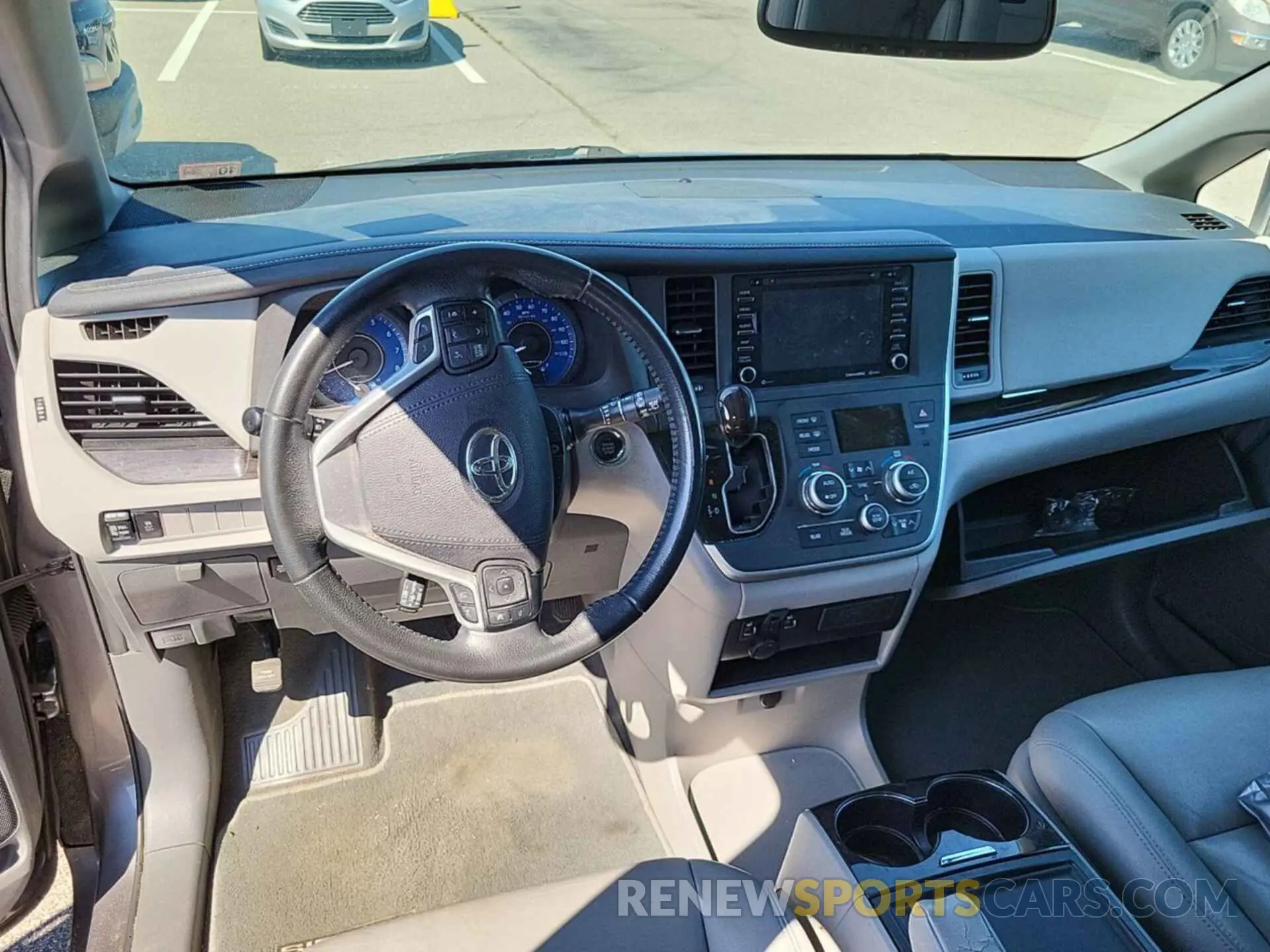 6 fotografías del automóvil dañado 5TDDZ3DC8LS230299 TOYOTA SIENNA 2020
