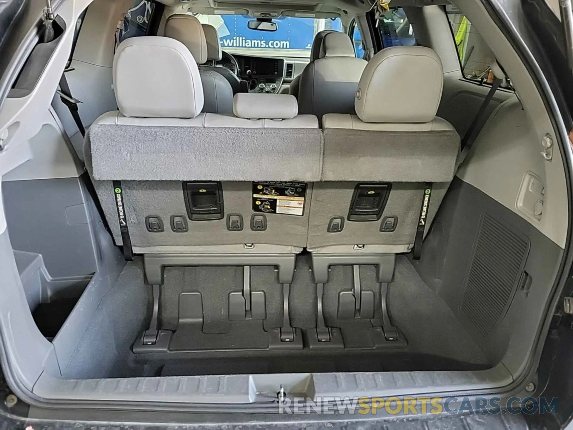 11 fotografías del automóvil dañado 5TDDZ3DC9LS249539 TOYOTA SIENNA 2020