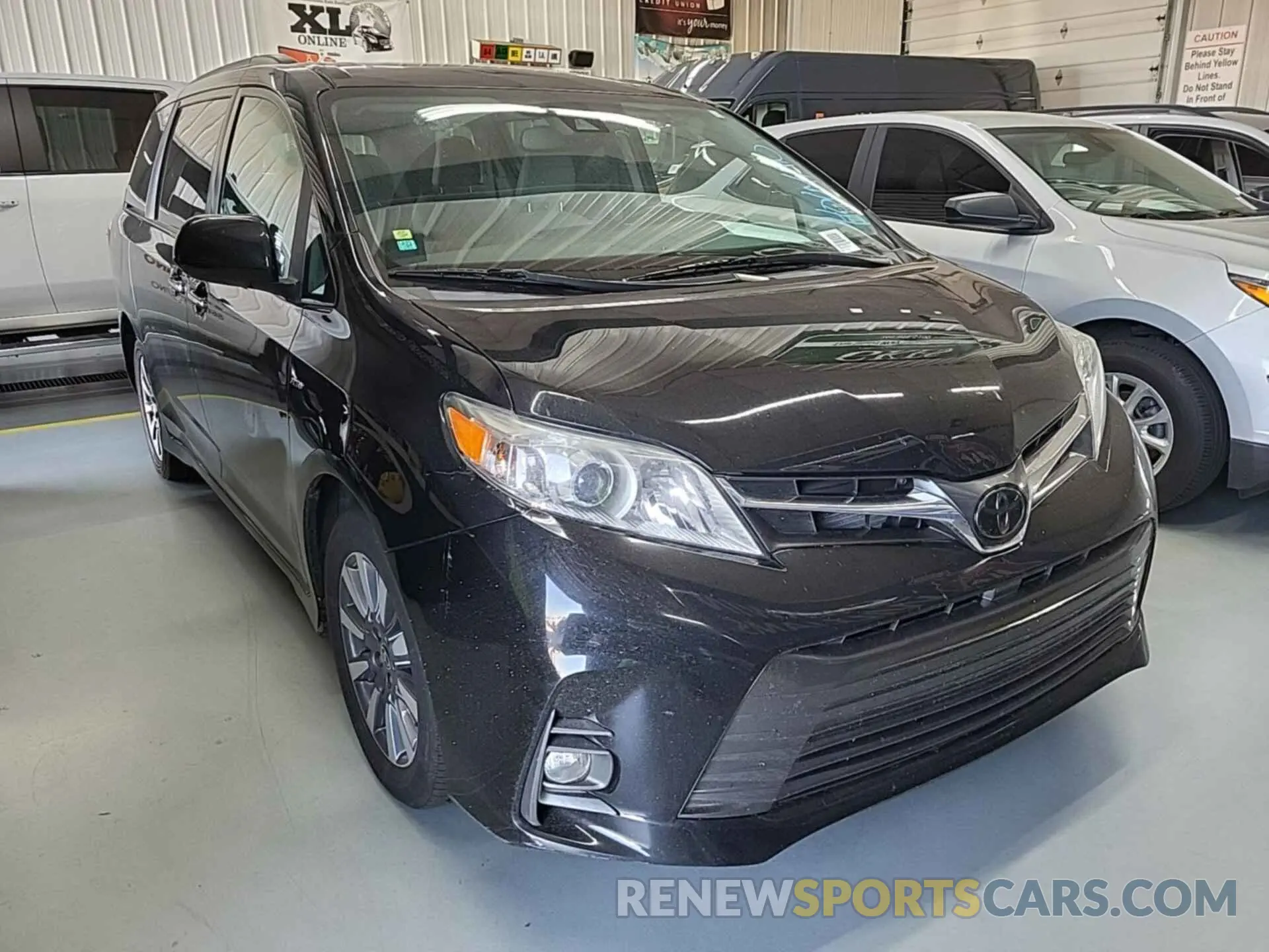 9 fotografías del automóvil dañado 5TDDZ3DC9LS249539 TOYOTA SIENNA 2020