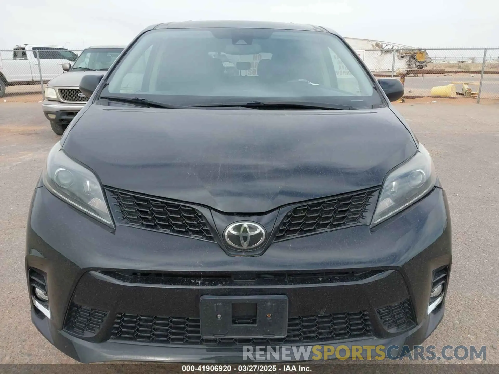 12 fotografías del automóvil dañado 5TDEZ3DC3LS238377 TOYOTA SIENNA 2020