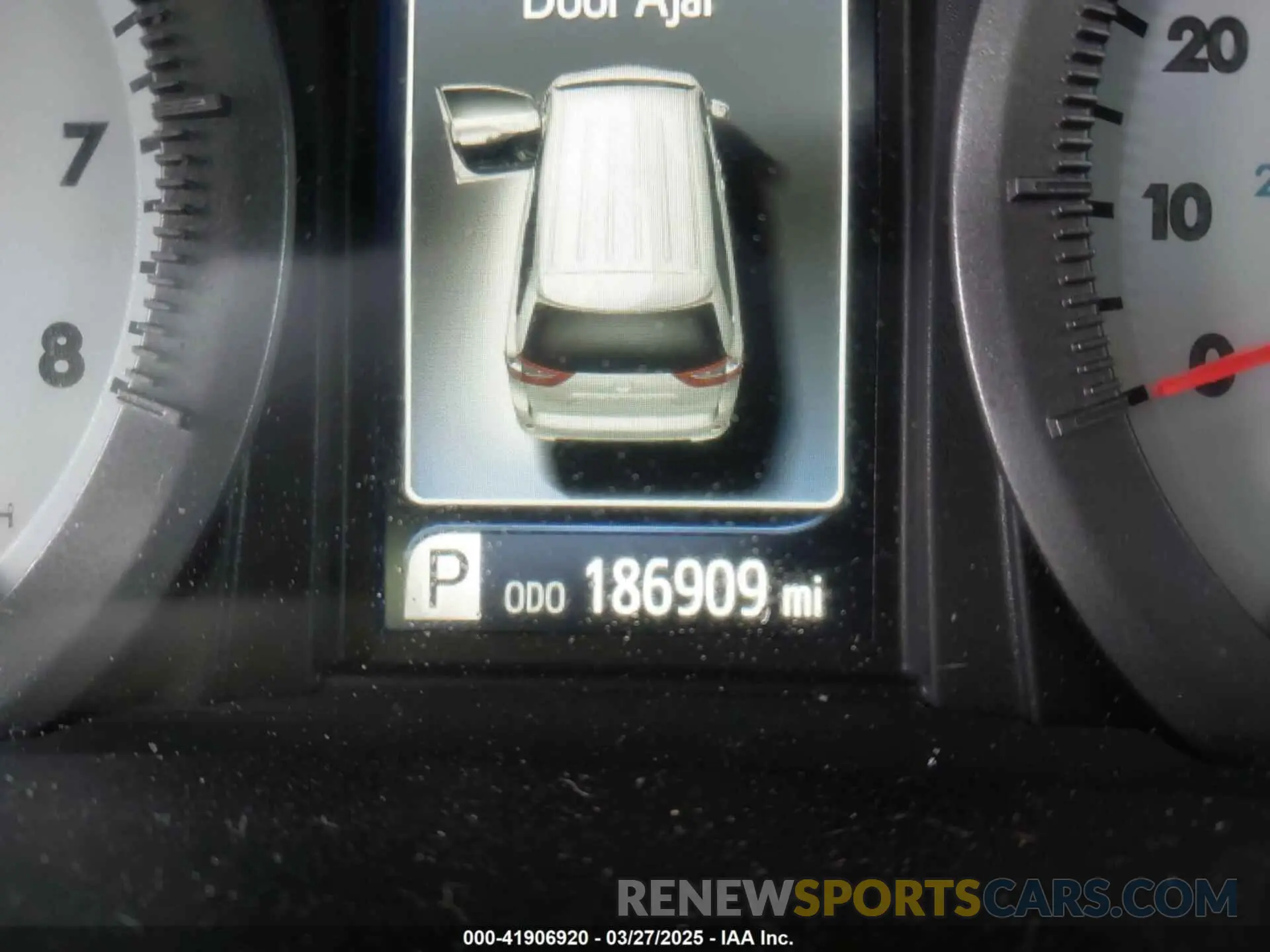 15 fotografías del automóvil dañado 5TDEZ3DC3LS238377 TOYOTA SIENNA 2020