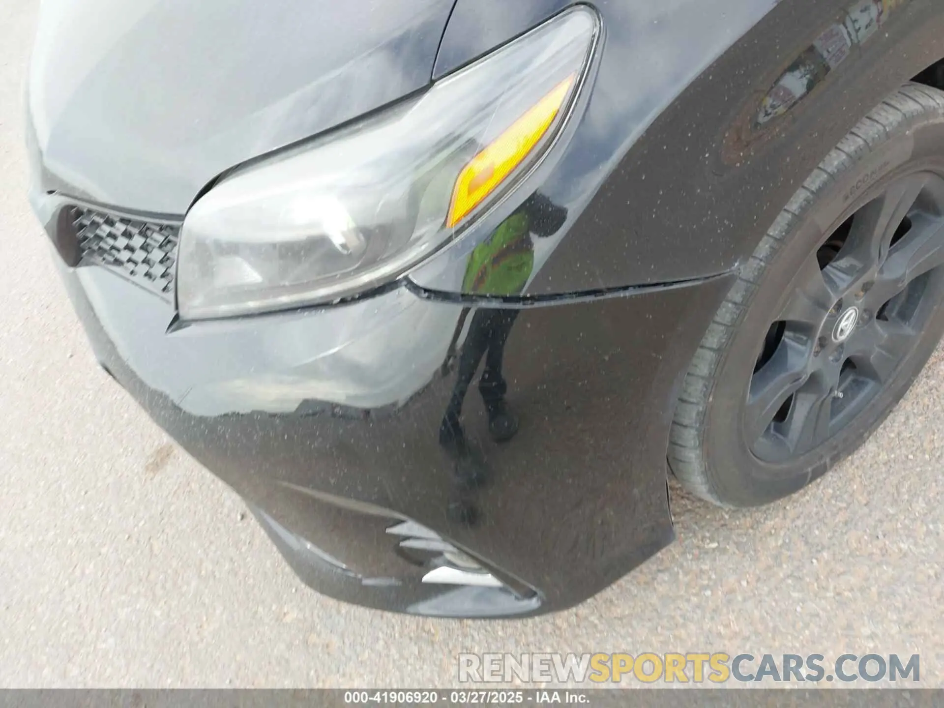 6 fotografías del automóvil dañado 5TDEZ3DC3LS238377 TOYOTA SIENNA 2020