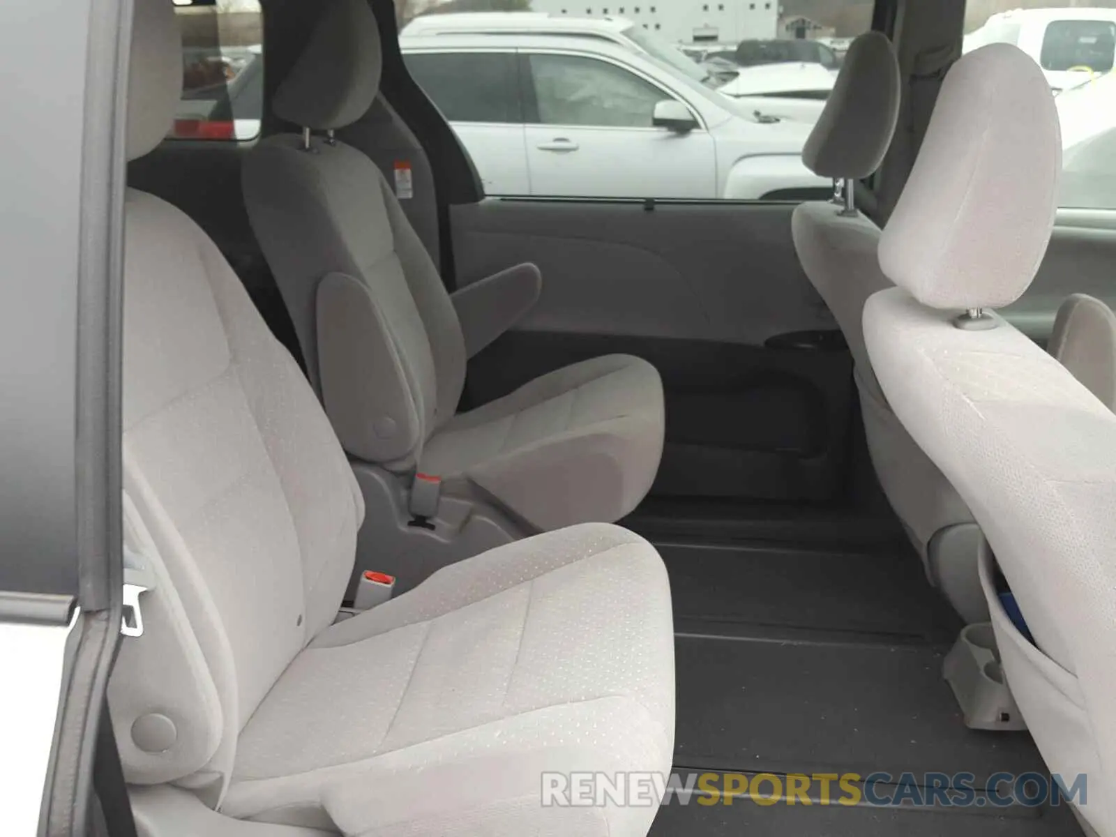 6 fotografías del automóvil dañado 5TDJZ3DC2LS239955 TOYOTA SIENNA 2020