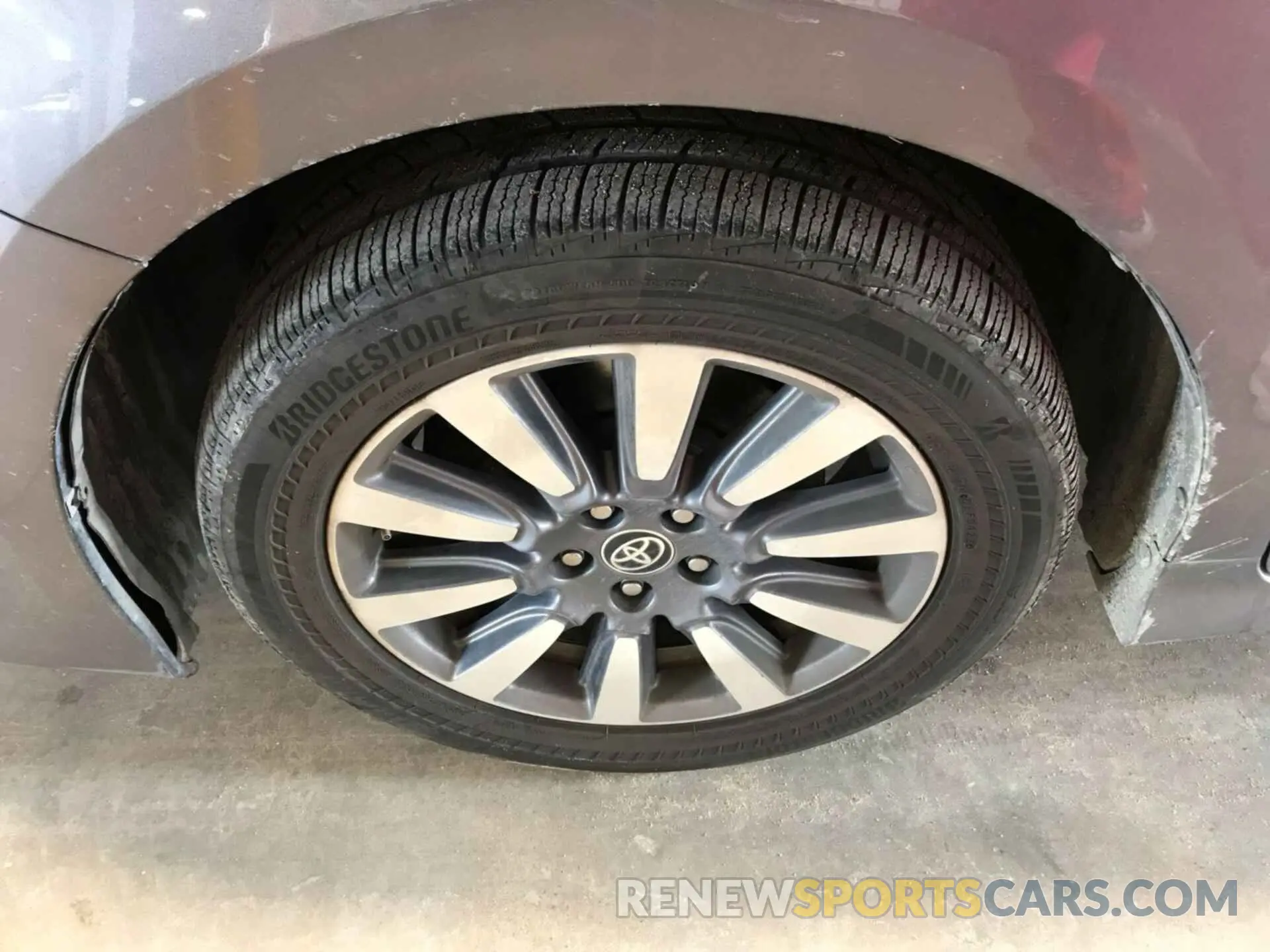 28 fotografías del automóvil dañado 5TDJZ3DC6LS245225 TOYOTA SIENNA 2020