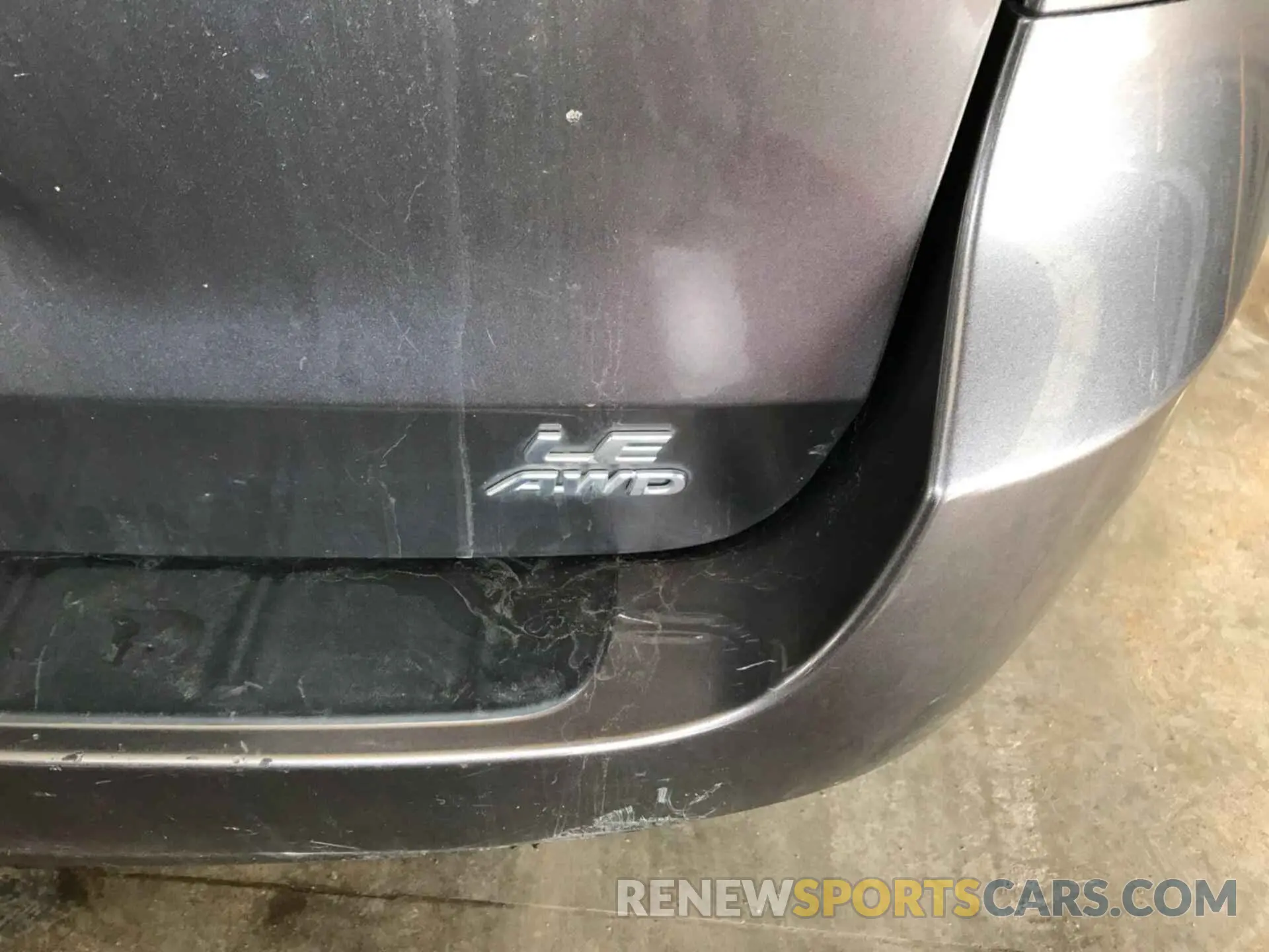 29 fotografías del automóvil dañado 5TDJZ3DC6LS245225 TOYOTA SIENNA 2020
