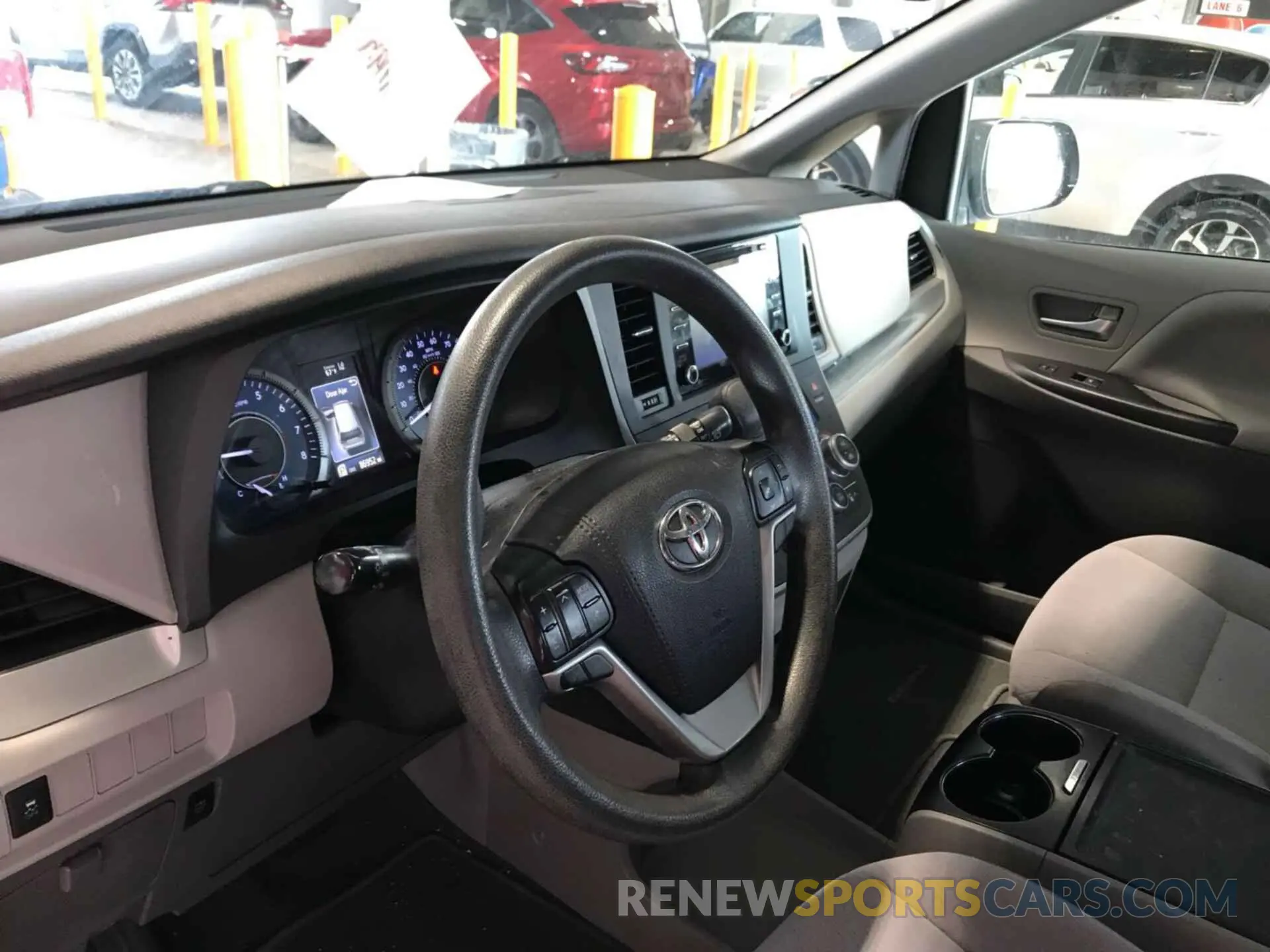 30 fotografías del automóvil dañado 5TDJZ3DC6LS245225 TOYOTA SIENNA 2020