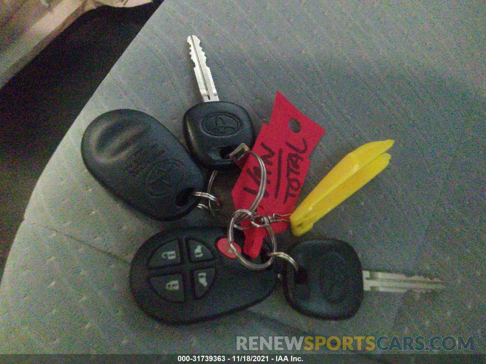 11 fotografías del automóvil dañado 5TDKZ3DC0LS038673 TOYOTA SIENNA 2020