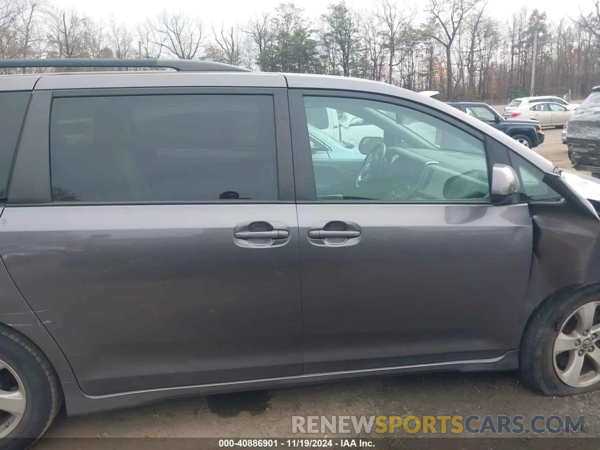 13 fotografías del automóvil dañado 5TDKZ3DC0LS040438 TOYOTA SIENNA 2020