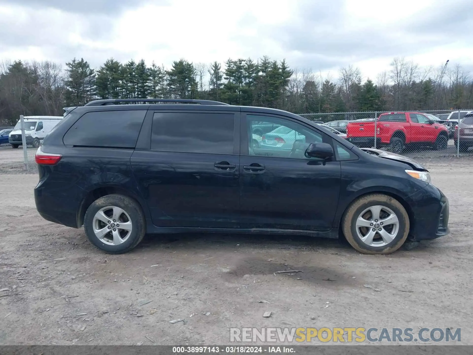 13 fotografías del automóvil dañado 5TDKZ3DC0LS087324 TOYOTA SIENNA 2020