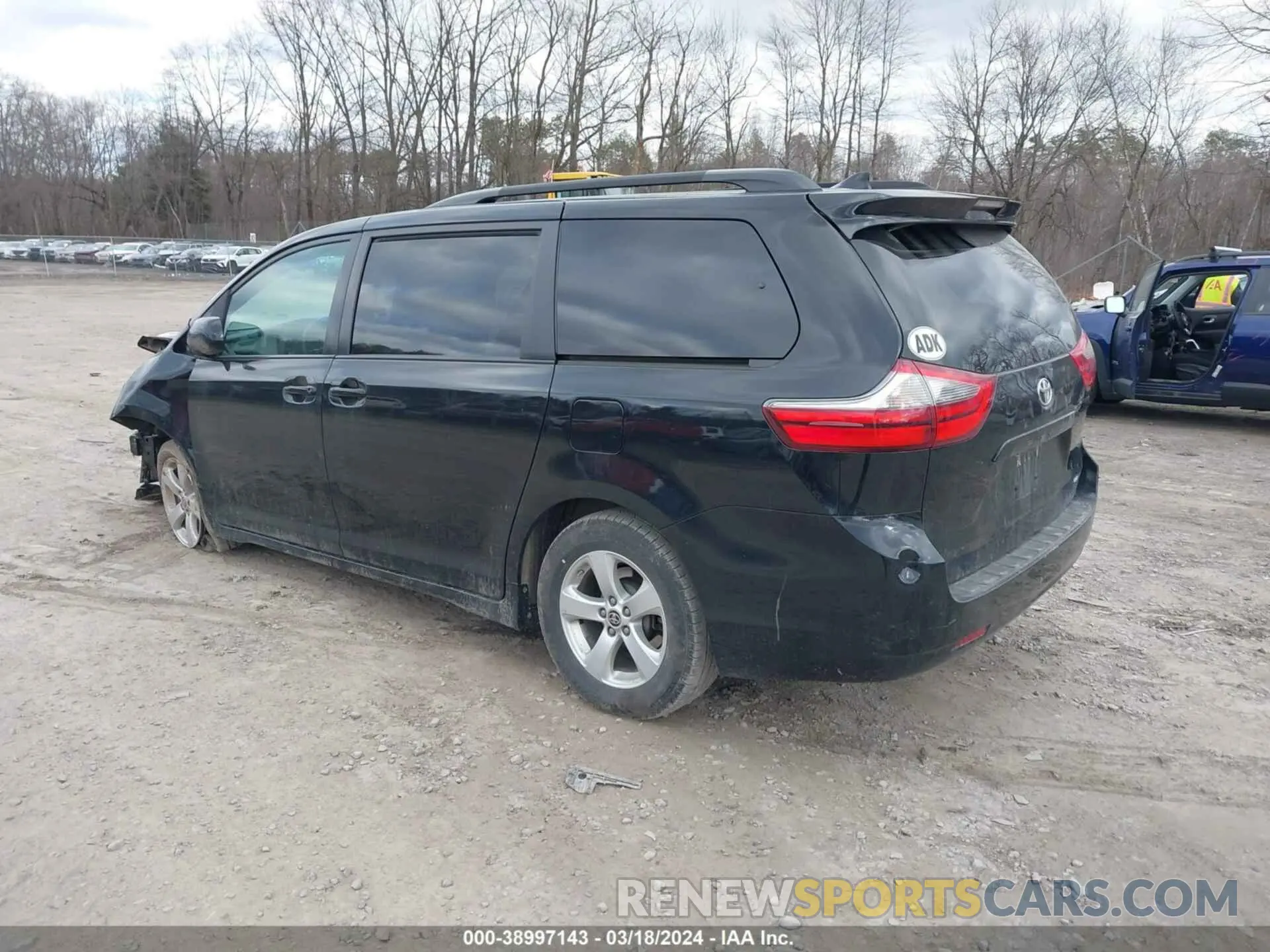 3 fotografías del automóvil dañado 5TDKZ3DC0LS087324 TOYOTA SIENNA 2020