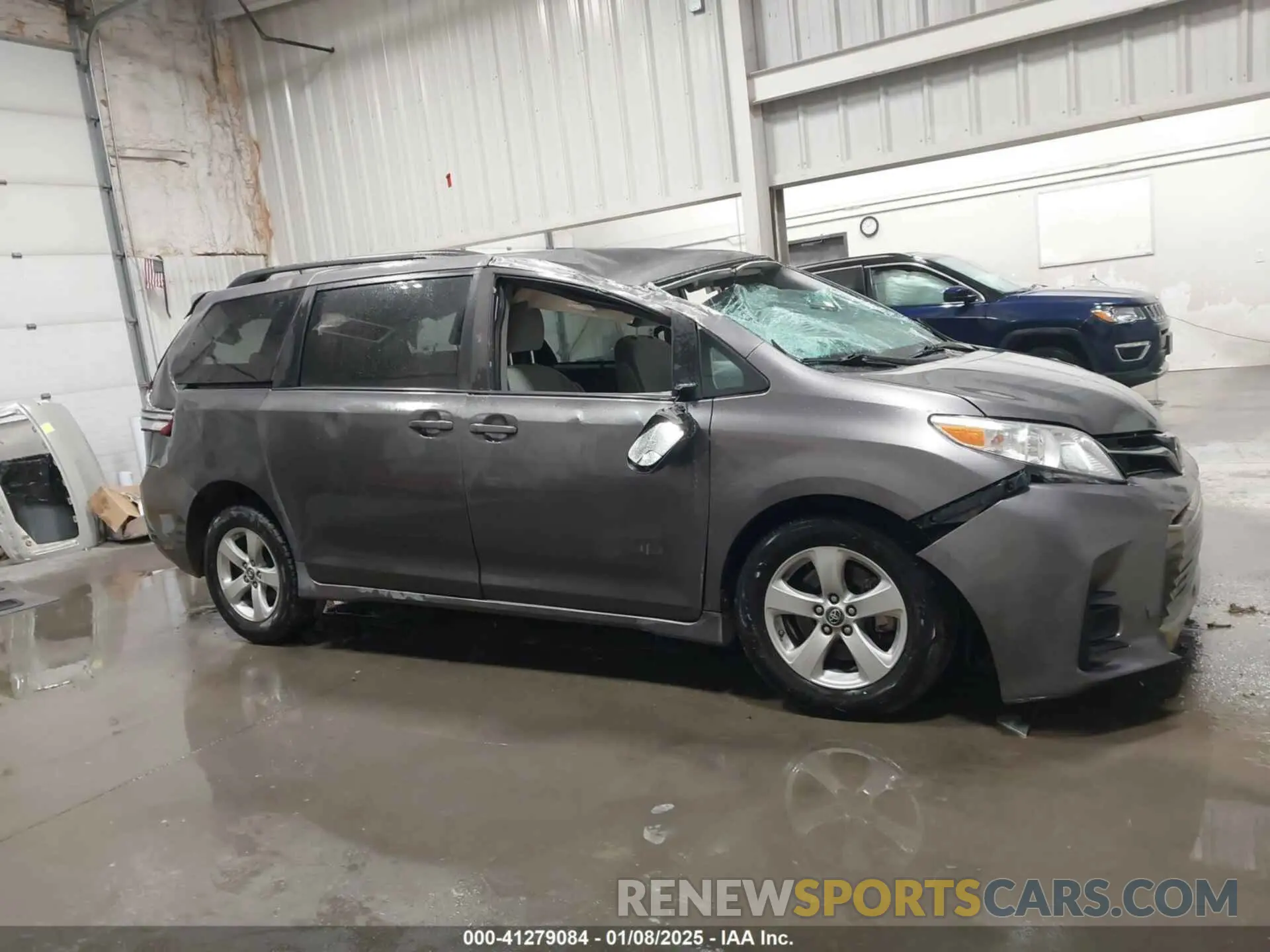 13 fotografías del automóvil dañado 5TDKZ3DC1LS048256 TOYOTA SIENNA 2020