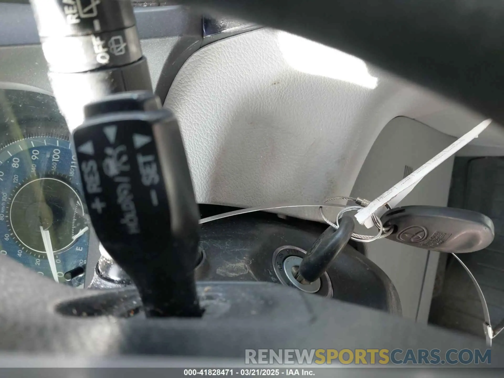11 fotografías del automóvil dañado 5TDKZ3DC2LS024290 TOYOTA SIENNA 2020