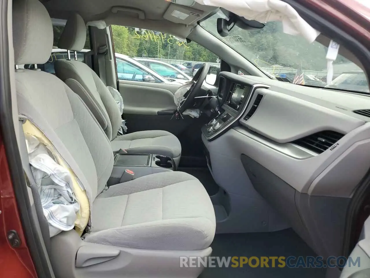 5 fotografías del automóvil dañado 5TDKZ3DC2LS030350 TOYOTA SIENNA 2020