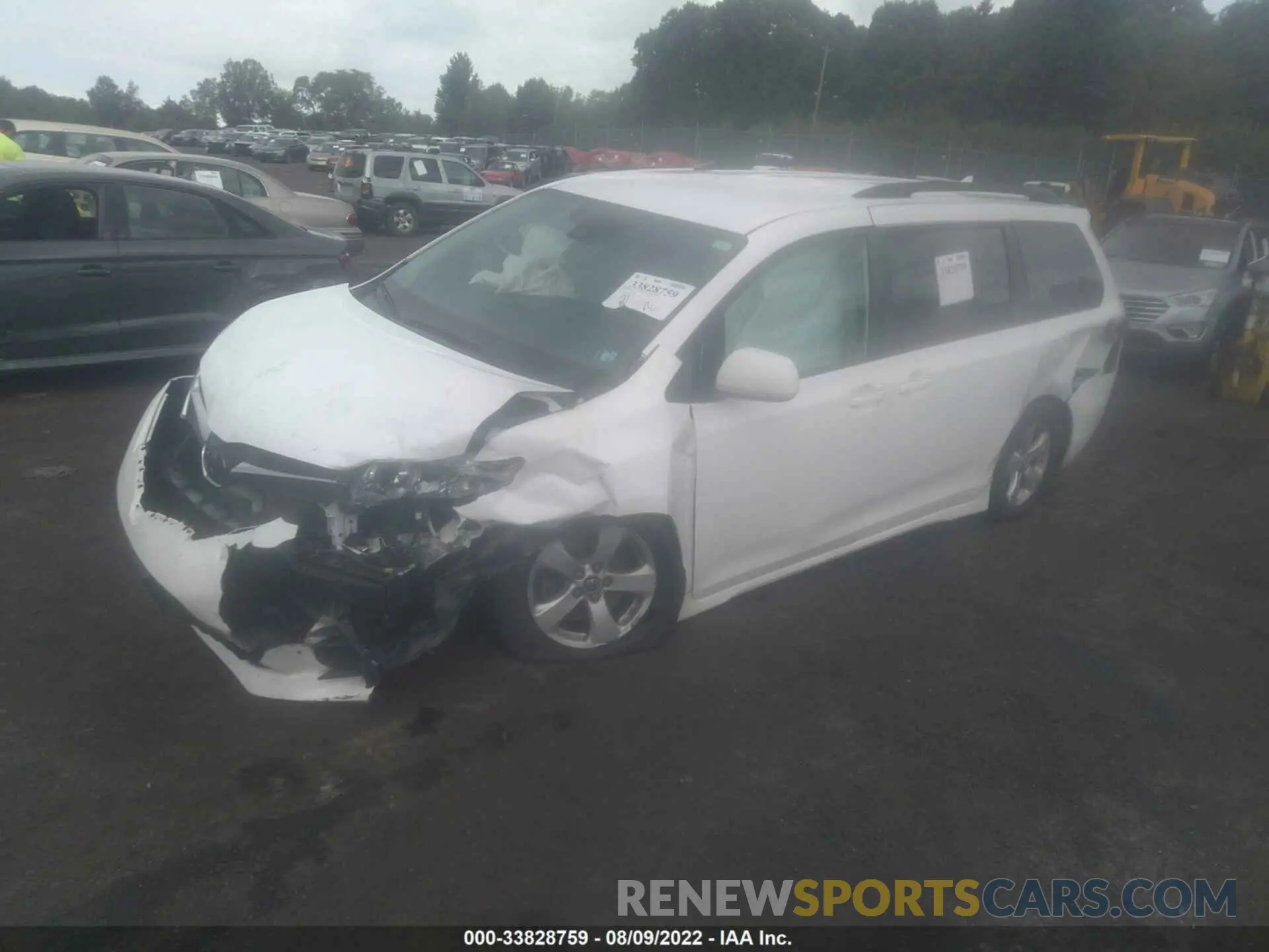 2 fotografías del automóvil dañado 5TDKZ3DC2LS039100 TOYOTA SIENNA 2020