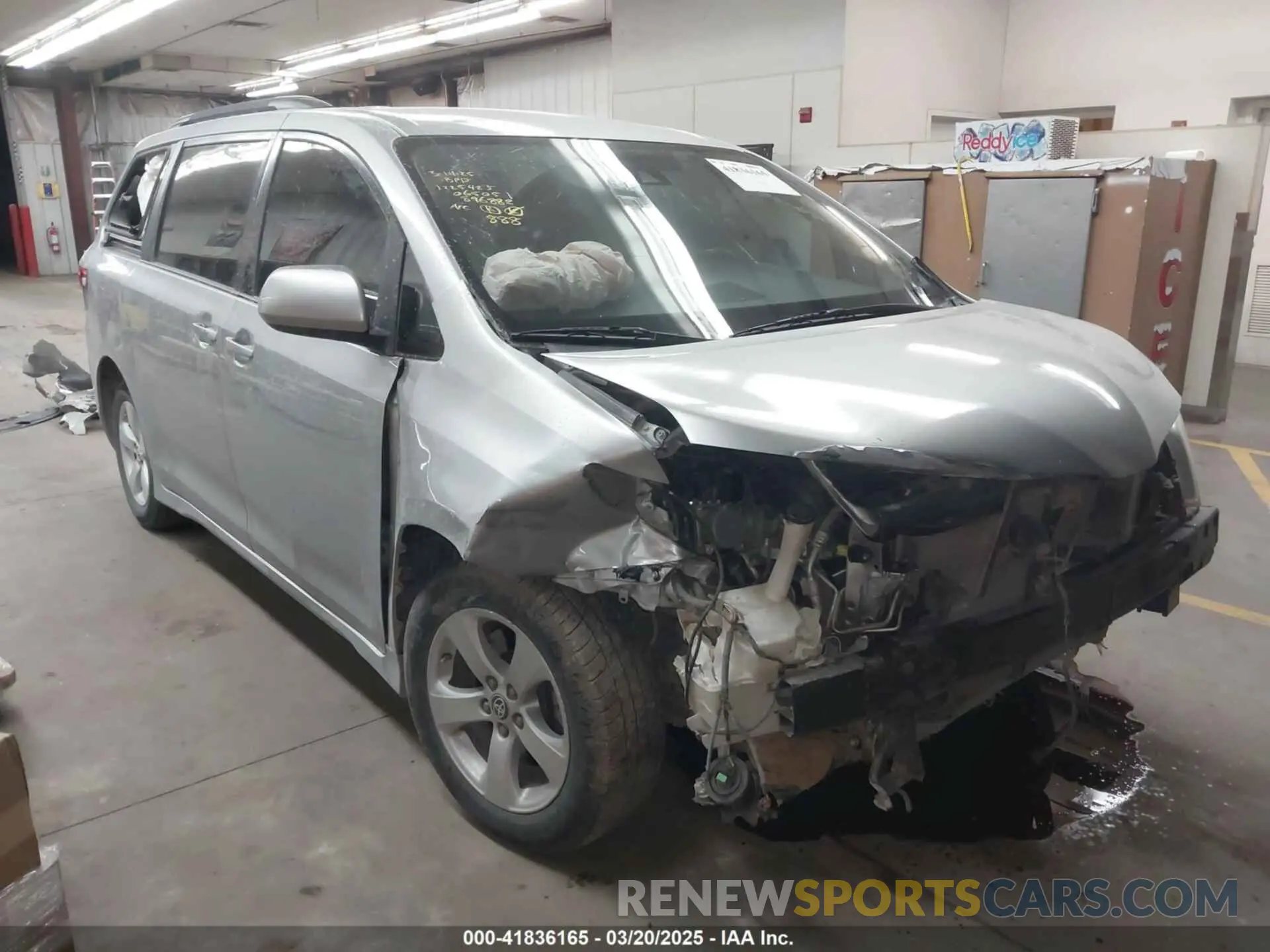 1 fotografías del automóvil dañado 5TDKZ3DC2LS065051 TOYOTA SIENNA 2020