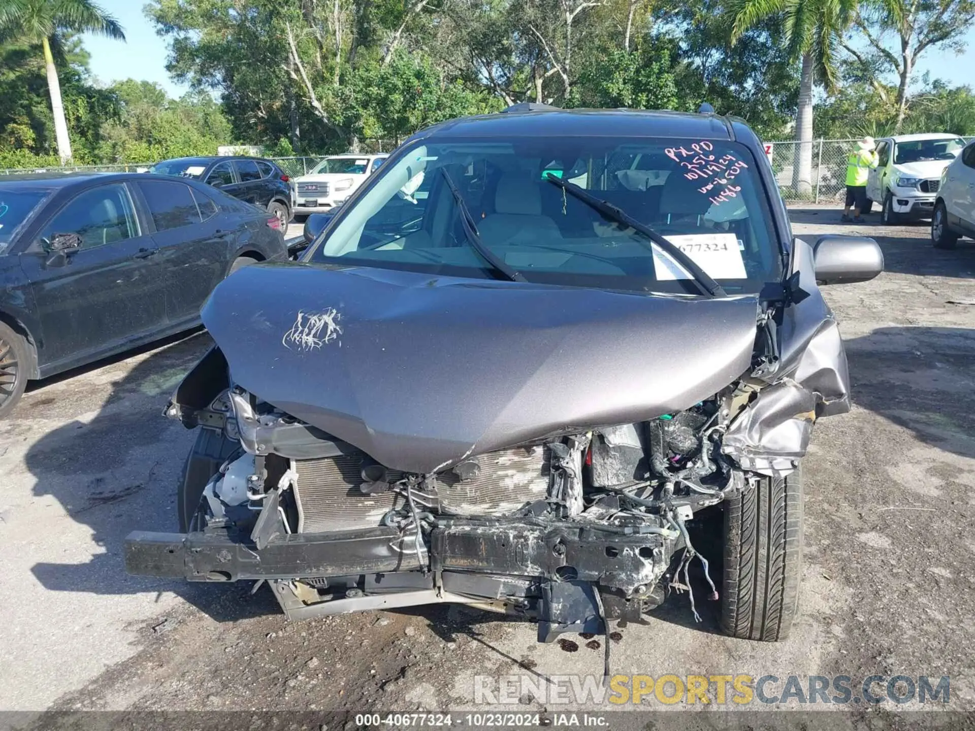 6 fotografías del automóvil dañado 5TDKZ3DC2LS076504 TOYOTA SIENNA 2020
