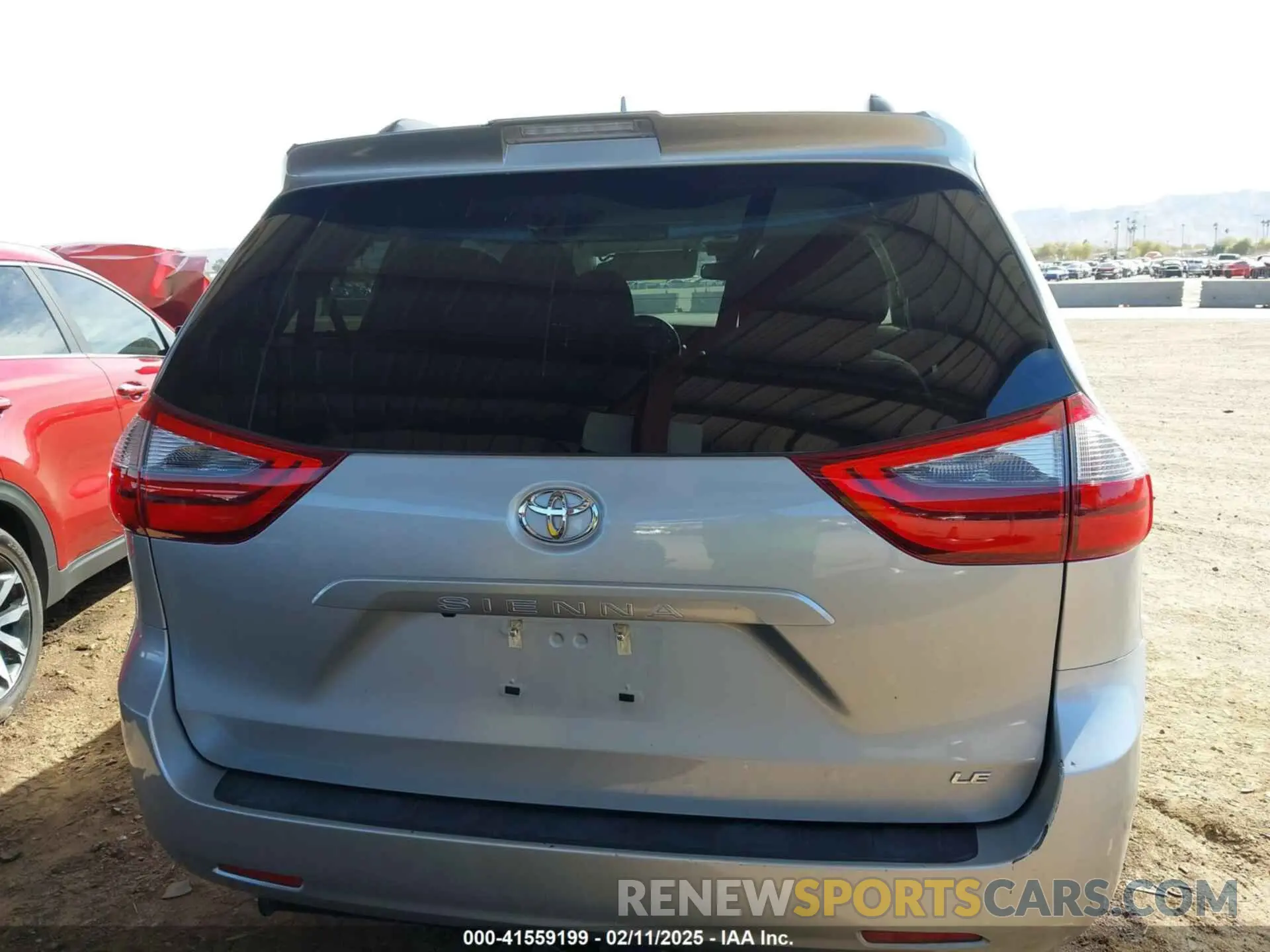 16 fotografías del automóvil dañado 5TDKZ3DC2LS080505 TOYOTA SIENNA 2020