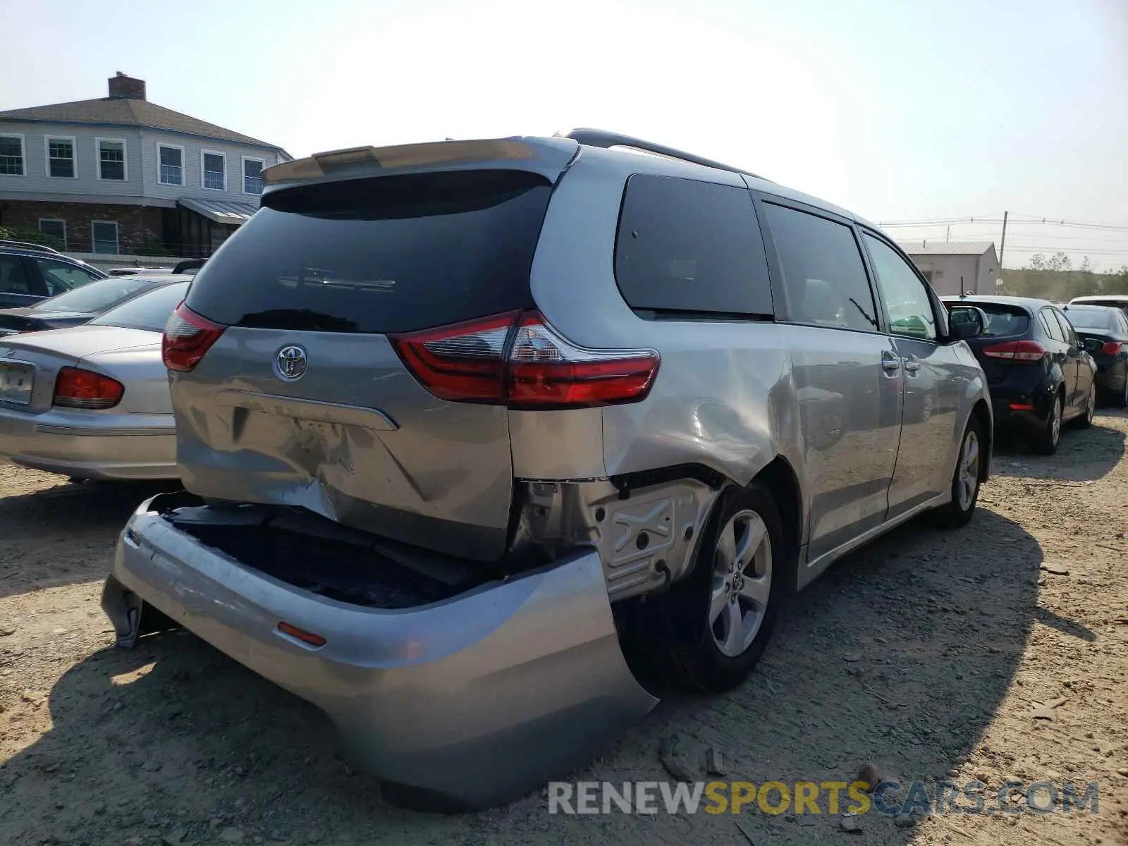 4 fotografías del automóvil dañado 5TDKZ3DC3LS024671 TOYOTA SIENNA 2020