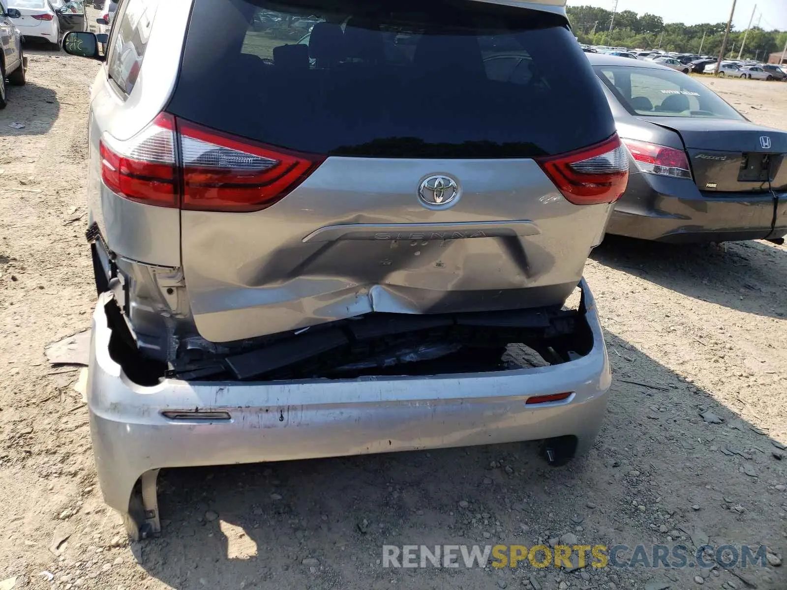 9 fotografías del automóvil dañado 5TDKZ3DC3LS024671 TOYOTA SIENNA 2020