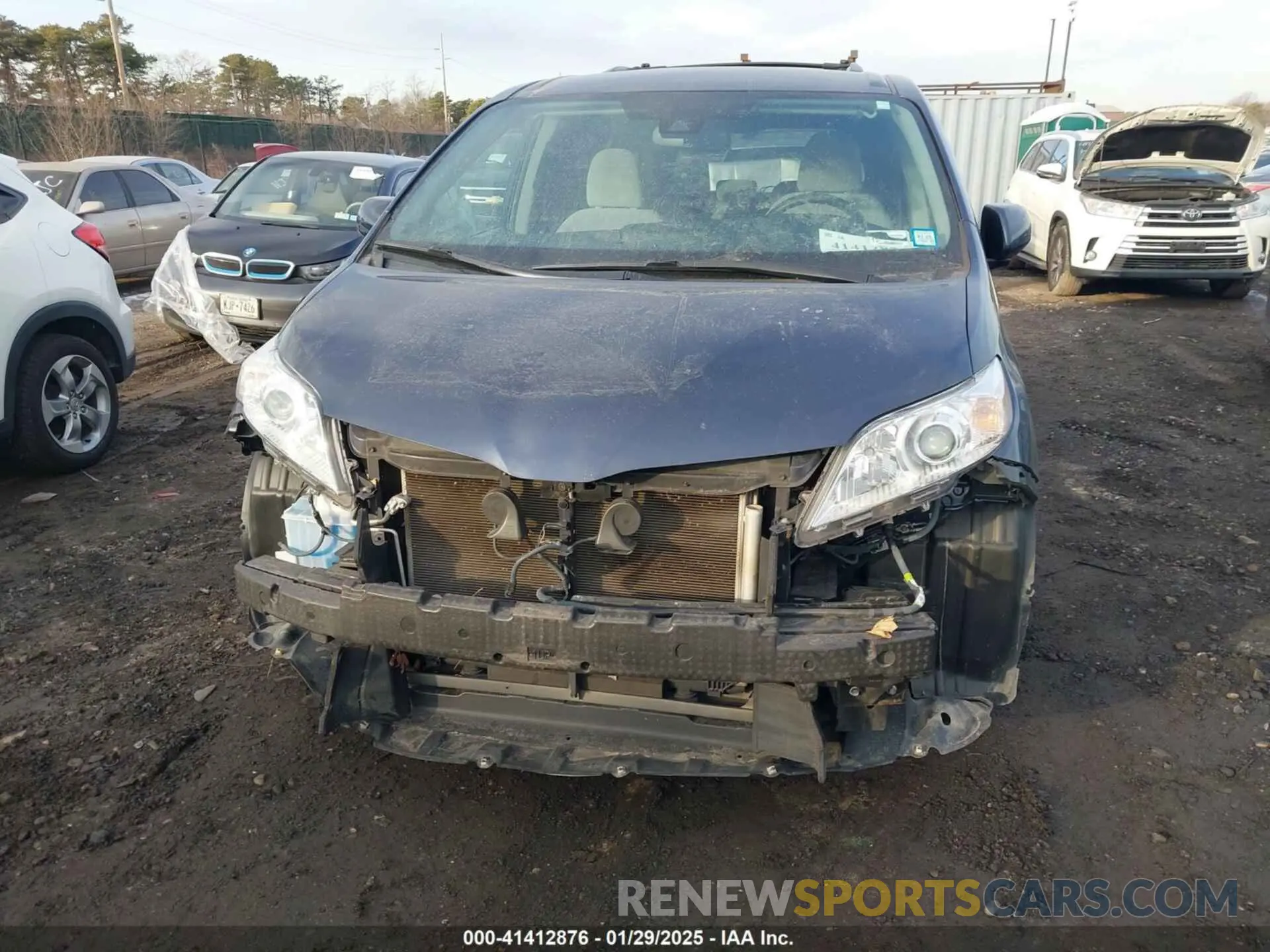 6 fotografías del automóvil dañado 5TDKZ3DC4LS050616 TOYOTA SIENNA 2020