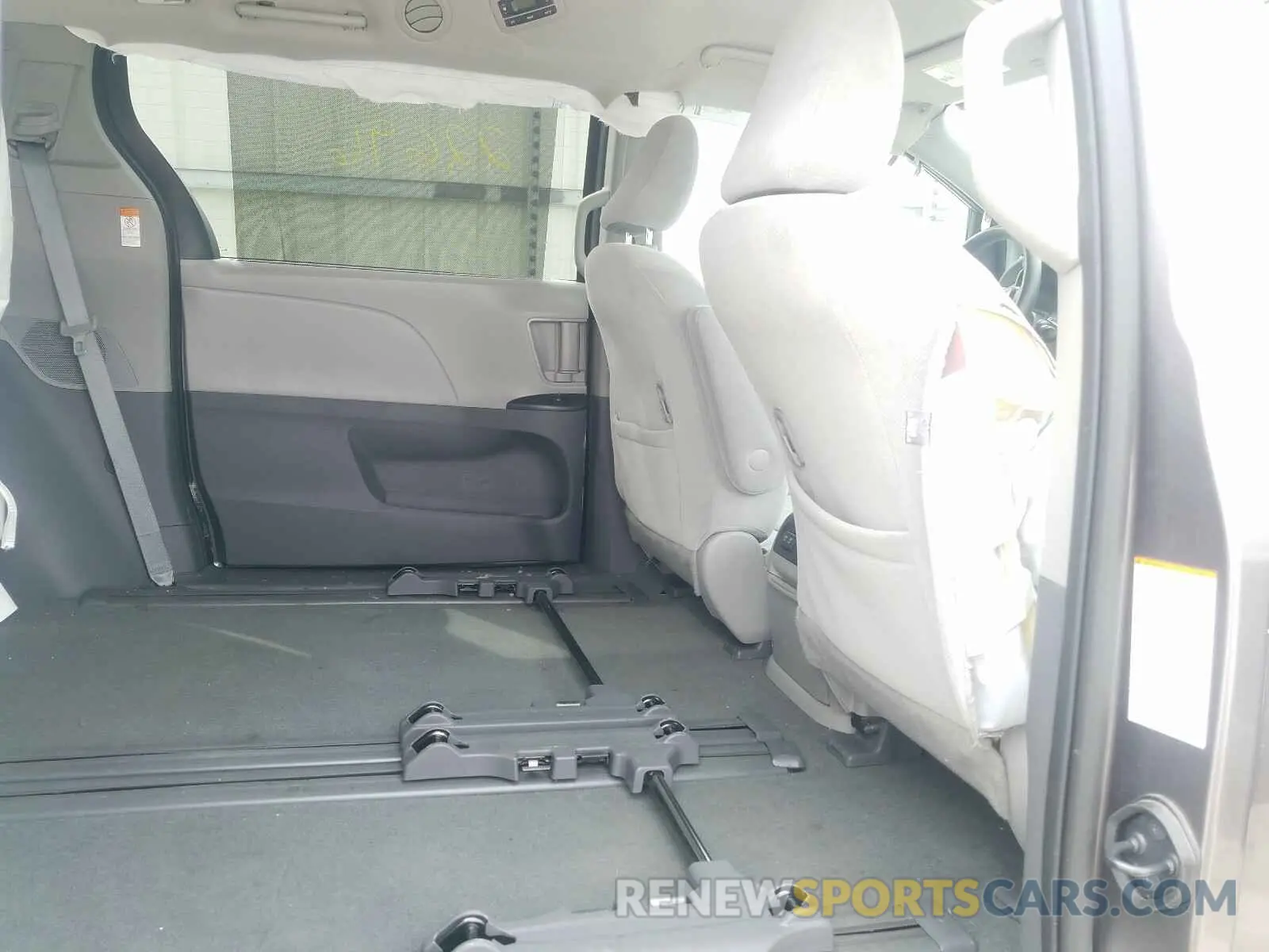 6 fotografías del automóvil dañado 5TDKZ3DC5LS064573 TOYOTA SIENNA 2020
