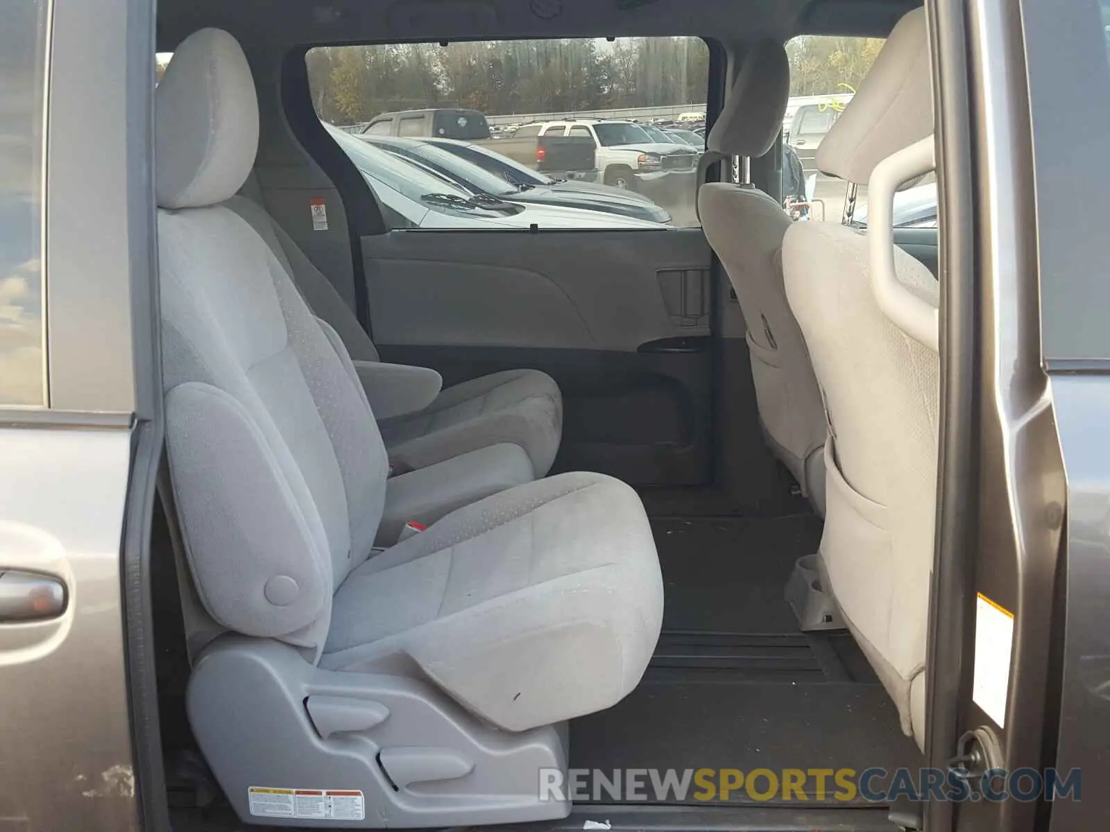 6 fotografías del automóvil dañado 5TDKZ3DC6LS049502 TOYOTA SIENNA 2020