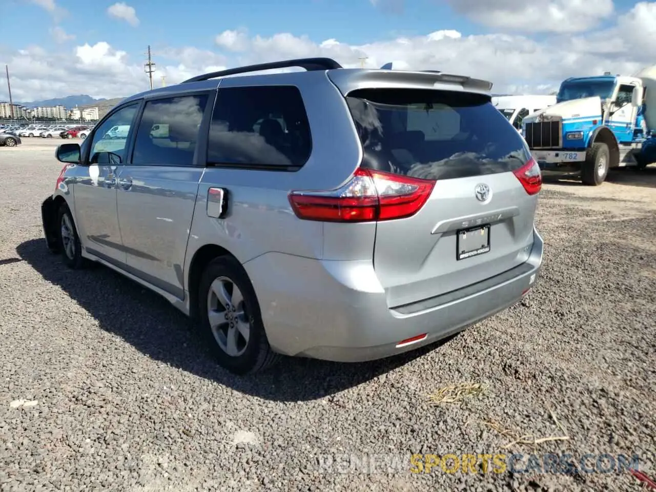 3 fotografías del automóvil dañado 5TDKZ3DC6LS066543 TOYOTA SIENNA 2020