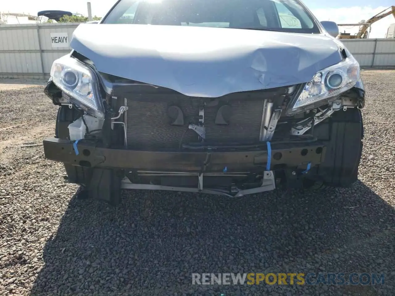 9 fotografías del automóvil dañado 5TDKZ3DC6LS066543 TOYOTA SIENNA 2020