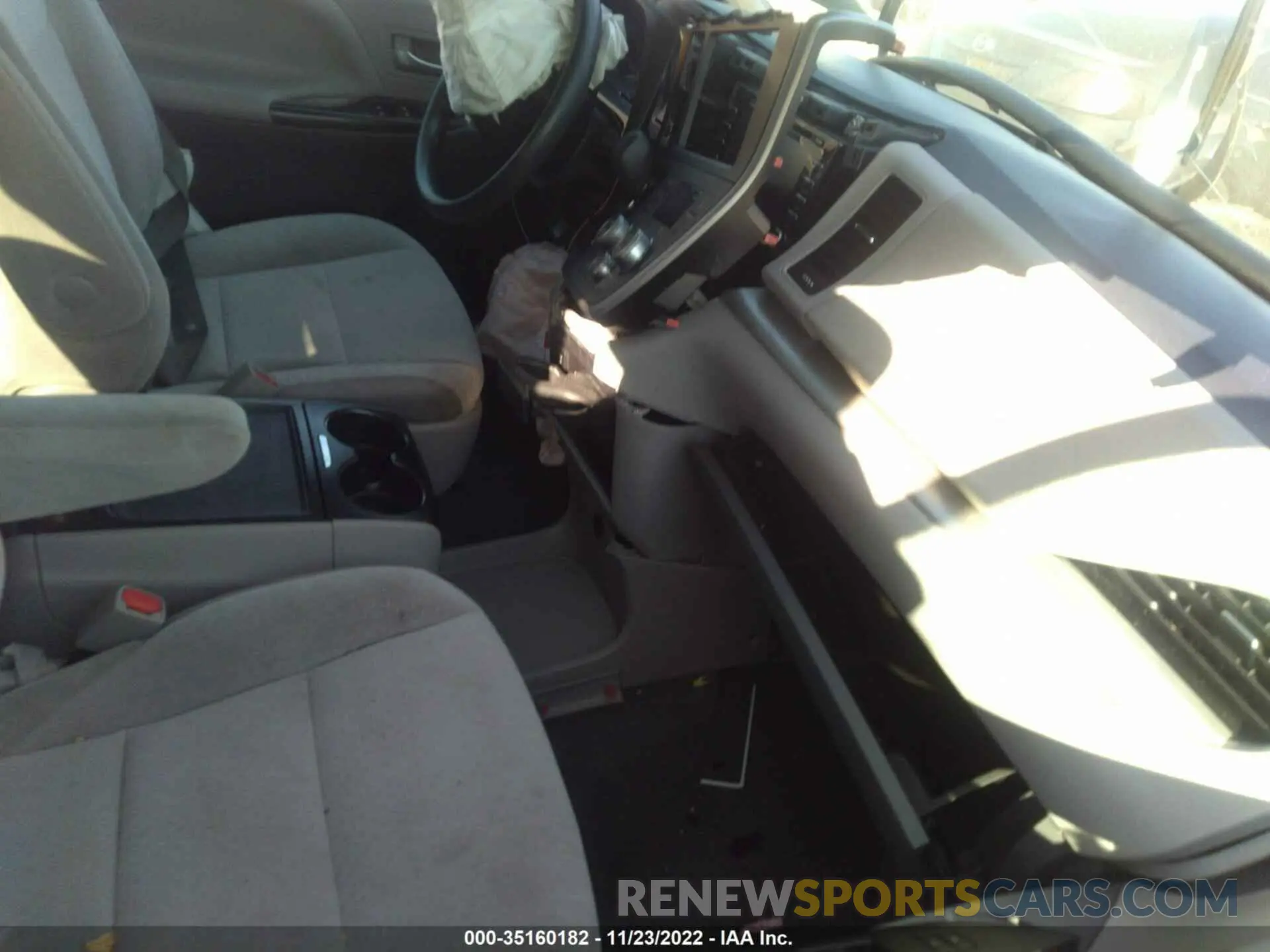 5 fotografías del automóvil dañado 5TDKZ3DCXLS056601 TOYOTA SIENNA 2020